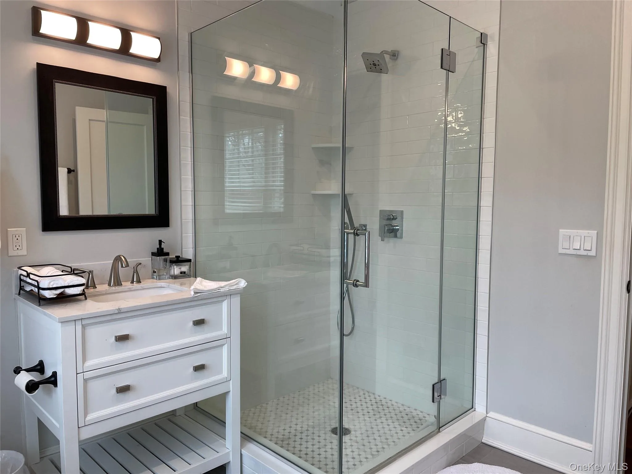 99 Spinney Road, Southampton, NY, 5 Bedrooms Bedrooms, 9 Rooms Rooms,4 BathroomsBathrooms,Residential Lease,For Rent,Spinney,0,977728 99 Spinney Road, Southampton, NY, 5 Bedrooms Bedrooms, 9 Rooms Rooms,4 BathroomsBathrooms,Residential Lease,For Rent,Spinney,0,977728