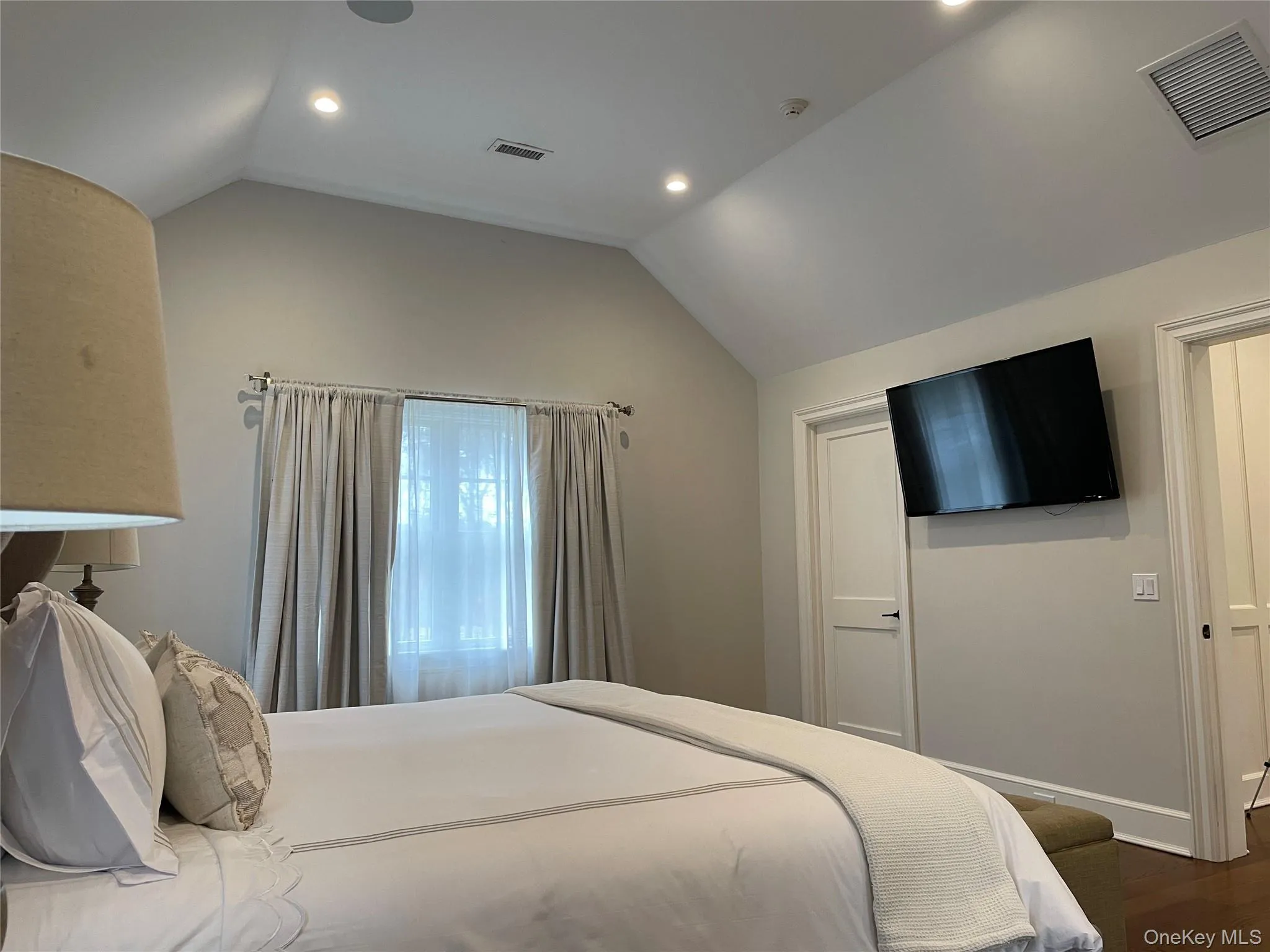 99 Spinney Road, Southampton, NY, 5 Bedrooms Bedrooms, 9 Rooms Rooms,4 BathroomsBathrooms,Residential Lease,For Rent,Spinney,0,977728 99 Spinney Road, Southampton, NY, 5 Bedrooms Bedrooms, 9 Rooms Rooms,4 BathroomsBathrooms,Residential Lease,For Rent,Spinney,0,977728