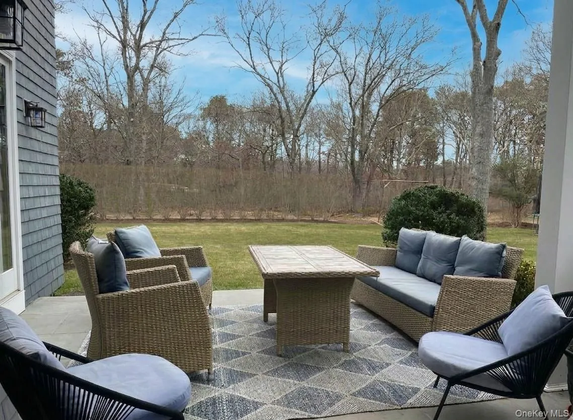 99 Spinney Road, Southampton, NY, 5 Bedrooms Bedrooms, 9 Rooms Rooms,4 BathroomsBathrooms,Residential Lease,For Rent,Spinney,0,977728 99 Spinney Road, Southampton, NY, 5 Bedrooms Bedrooms, 9 Rooms Rooms,4 BathroomsBathrooms,Residential Lease,For Rent,Spinney,0,977728