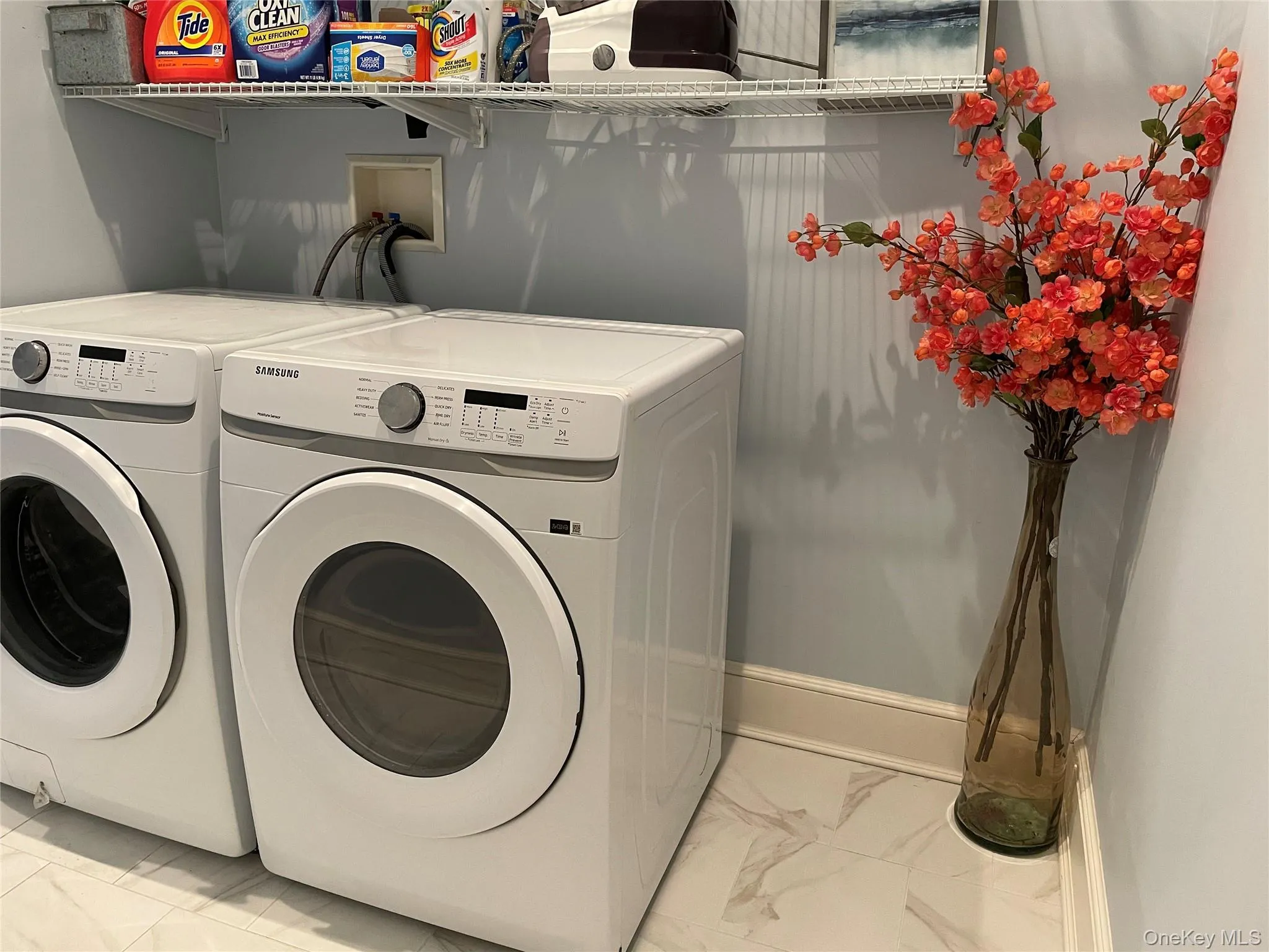 99 Spinney Road, Southampton, NY, 5 Bedrooms Bedrooms, 9 Rooms Rooms,4 BathroomsBathrooms,Residential Lease,For Rent,Spinney,0,977728 99 Spinney Road, Southampton, NY, 5 Bedrooms Bedrooms, 9 Rooms Rooms,4 BathroomsBathrooms,Residential Lease,For Rent,Spinney,0,977728