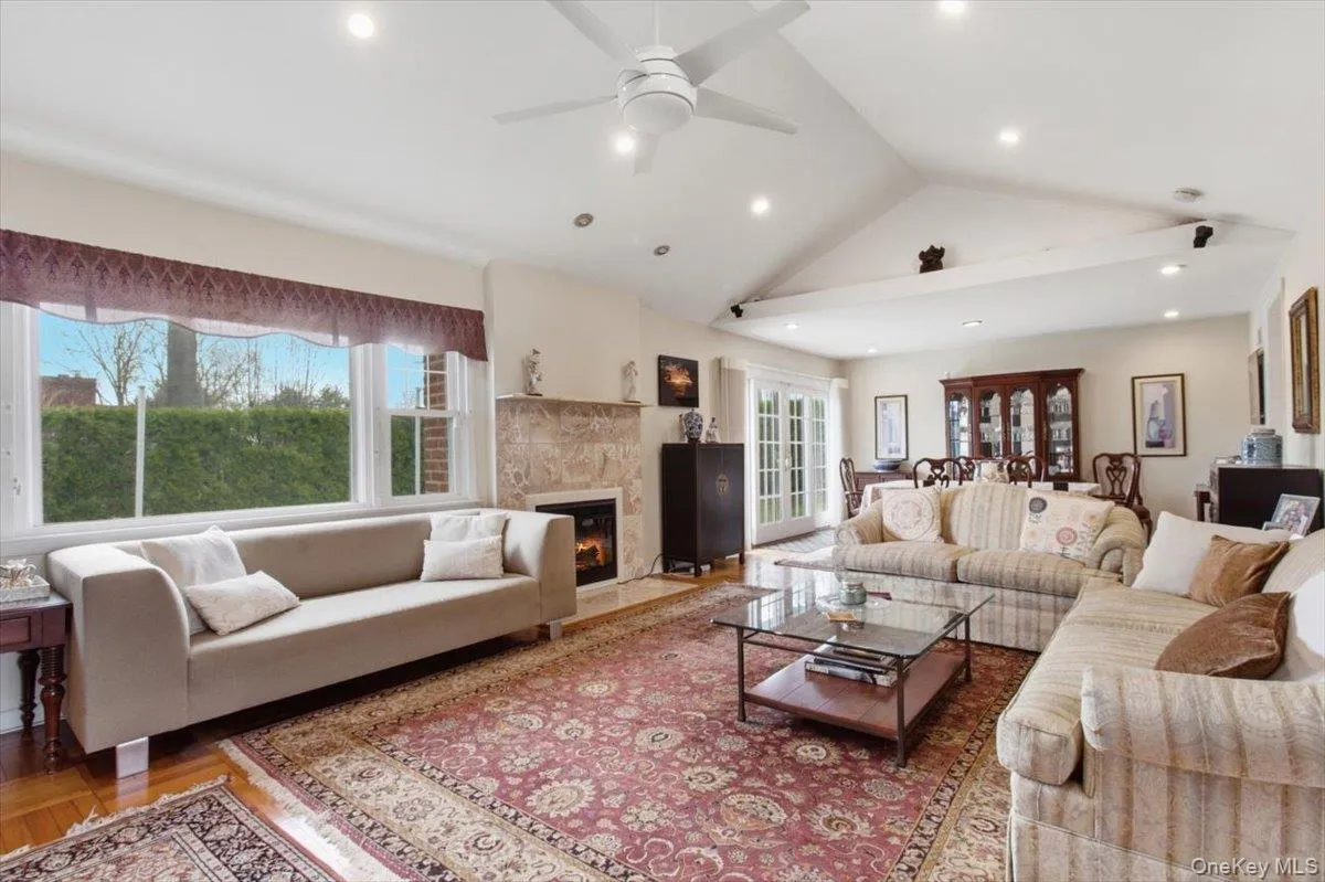 5 Avis Drive, New Rochelle, NY, 3 Bedrooms Bedrooms, 8 Rooms Rooms,3 BathroomsBathrooms,Residential,For Rent,Avis,0,977729 5 Avis Drive, New Rochelle, NY, 3 Bedrooms Bedrooms, 8 Rooms Rooms,3 BathroomsBathrooms,Residential,For Rent,Avis,0,977729
