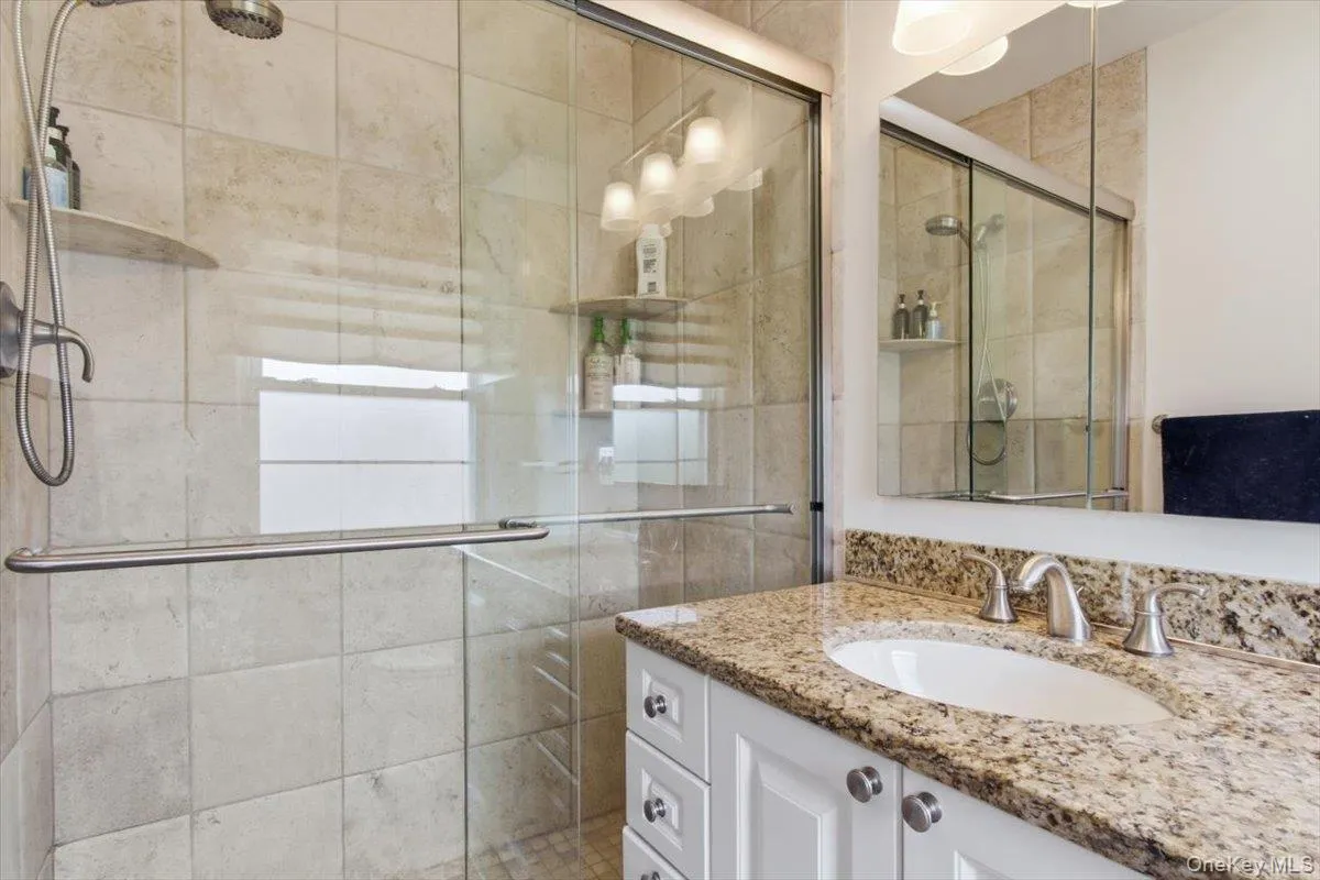 5 Avis Drive, New Rochelle, NY, 3 Bedrooms Bedrooms, 8 Rooms Rooms,3 BathroomsBathrooms,Residential,For Rent,Avis,0,977729 5 Avis Drive, New Rochelle, NY, 3 Bedrooms Bedrooms, 8 Rooms Rooms,3 BathroomsBathrooms,Residential,For Rent,Avis,0,977729