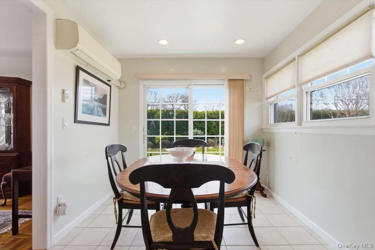 5 Avis Drive, New Rochelle, NY, 3 Bedrooms Bedrooms, 8 Rooms Rooms,3 BathroomsBathrooms,Residential,For Rent,Avis,0,977729 5 Avis Drive, New Rochelle, NY, 3 Bedrooms Bedrooms, 8 Rooms Rooms,3 BathroomsBathrooms,Residential,For Rent,Avis,0,977729