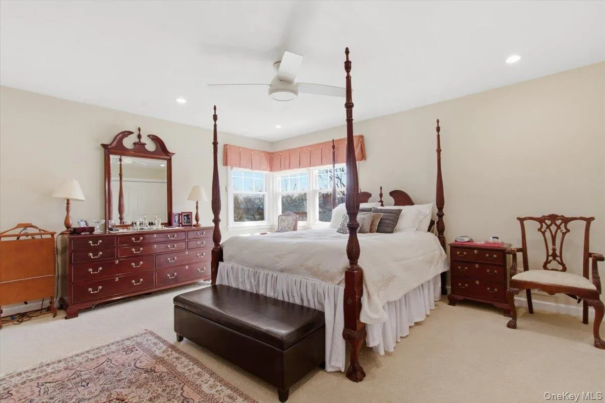 5 Avis Drive, New Rochelle, NY, 3 Bedrooms Bedrooms, 8 Rooms Rooms,3 BathroomsBathrooms,Residential,For Rent,Avis,0,977729 5 Avis Drive, New Rochelle, NY, 3 Bedrooms Bedrooms, 8 Rooms Rooms,3 BathroomsBathrooms,Residential,For Rent,Avis,0,977729