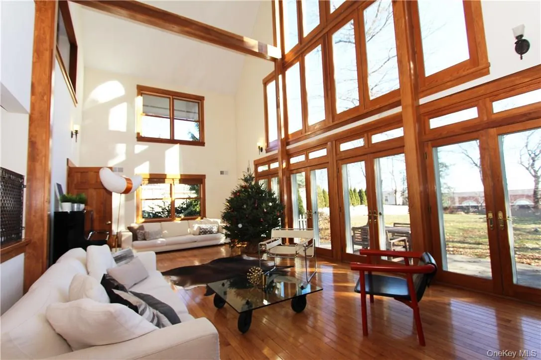 Sunlit Living Room with a Southern exposure Sunlit Living Room with a Southern exposure