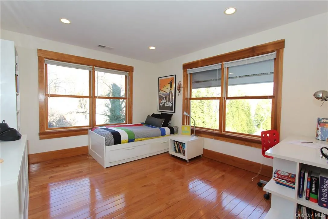 114 Mount Pleasant Avenue, Mamaroneck, NY, 4 Bedrooms Bedrooms, 7 Rooms Rooms,3 BathroomsBathrooms,Residential Lease,For Rent,Mount Pleasant,0,977730 114 Mount Pleasant Avenue, Mamaroneck, NY, 4 Bedrooms Bedrooms, 7 Rooms Rooms,3 BathroomsBathrooms,Residential Lease,For Rent,Mount Pleasant,0,977730