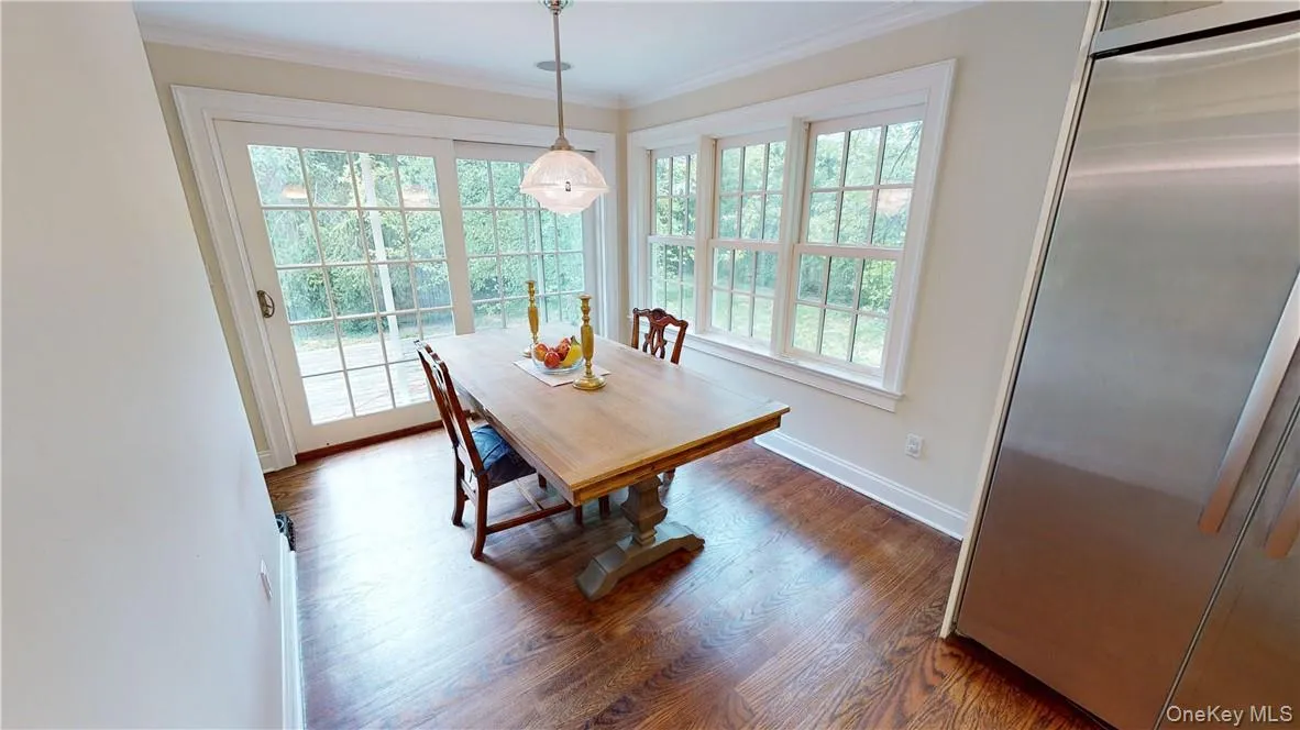 Take in the morning ray's while enjoying breakfast. Take in the morning ray's while enjoying breakfast.