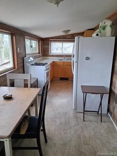 26 Oakwood Trail, Blooming Grove, NY, 2 Bedrooms Bedrooms, 4 Rooms Rooms,1 BathroomBathrooms,Residential Lease,For Rent,Oakwood,0,977750 26 Oakwood Trail, Blooming Grove, NY, 2 Bedrooms Bedrooms, 4 Rooms Rooms,1 BathroomBathrooms,Residential Lease,For Rent,Oakwood,0,977750