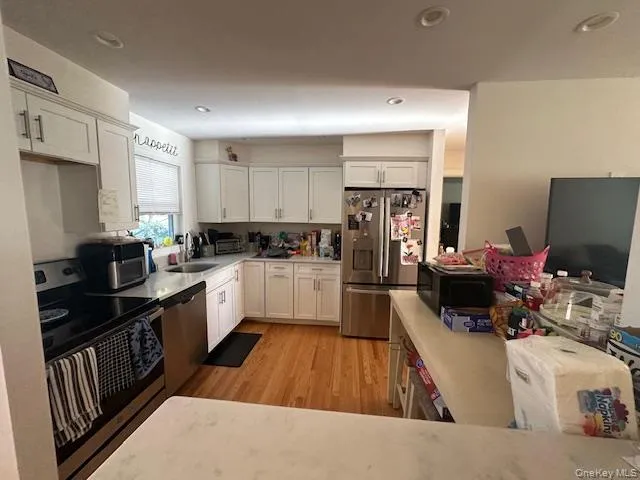 21 Ruby Lane, Huntington, NY, 3 Bedrooms Bedrooms, 6 Rooms Rooms,2 BathroomsBathrooms,Residential,For Rent,Ruby,0,977753 21 Ruby Lane, Huntington, NY, 3 Bedrooms Bedrooms, 6 Rooms Rooms,2 BathroomsBathrooms,Residential,For Rent,Ruby,0,977753