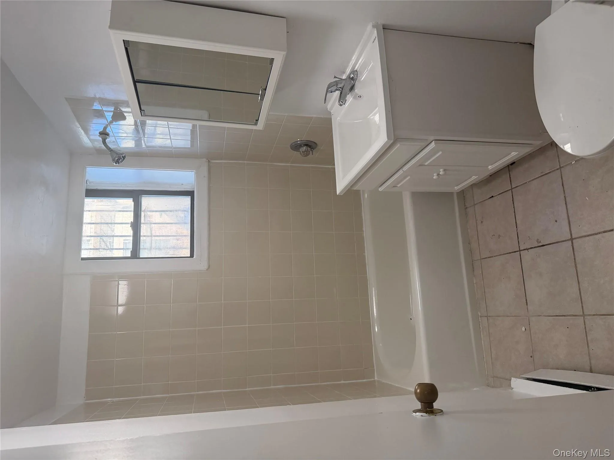11 Lawrence Street, Yonkers, NY, 2 Bedrooms Bedrooms, 5 Rooms Rooms,1 BathroomBathrooms,Residential Lease,For Rent,Lawrence,0,977759 11 Lawrence Street, Yonkers, NY, 2 Bedrooms Bedrooms, 5 Rooms Rooms,1 BathroomBathrooms,Residential Lease,For Rent,Lawrence,0,977759