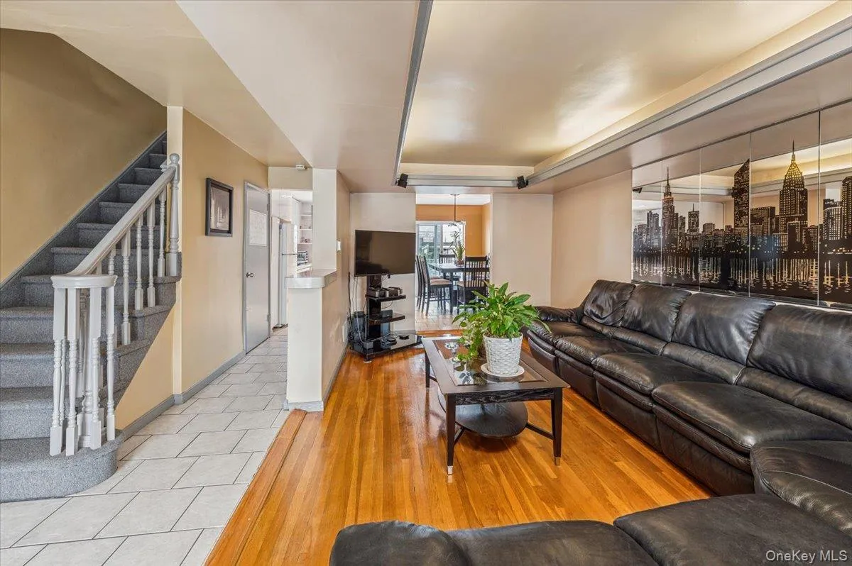 228 Calhoun Avenue, New York, NY, 4 Bedrooms Bedrooms, 7 Rooms Rooms,2 BathroomsBathrooms,Residential,For Rent,Calhoun,0,977782 228 Calhoun Avenue, New York, NY, 4 Bedrooms Bedrooms, 7 Rooms Rooms,2 BathroomsBathrooms,Residential,For Rent,Calhoun,0,977782