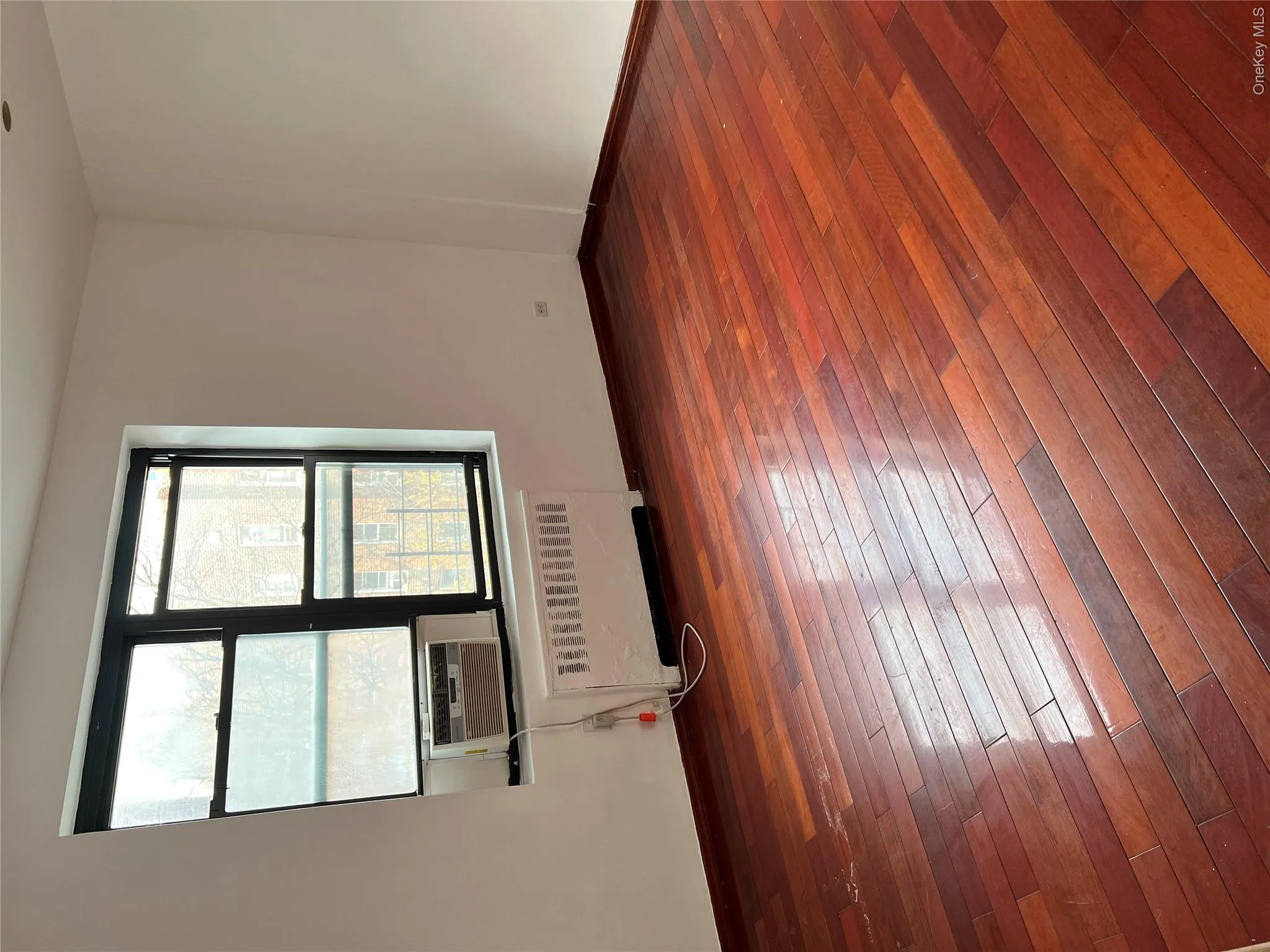 44-21 Macnish Street, New York, NY, 1 Bedroom Bedrooms, 3 Rooms Rooms,1 BathroomBathrooms,Residential Sale,For Rent,Macnish,0,977803 44-21 Macnish Street, New York, NY, 1 Bedroom Bedrooms, 3 Rooms Rooms,1 BathroomBathrooms,Residential Sale,For Rent,Macnish,0,977803