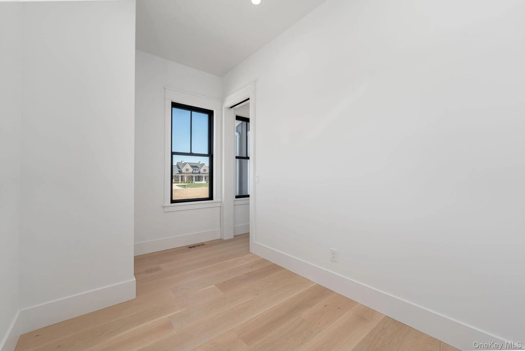 35 Club Drive, Riverhead, NY, 4 Bedrooms Bedrooms, 9 Rooms Rooms,3 BathroomsBathrooms,Residential,For Rent,Club,0,977813 35 Club Drive, Riverhead, NY, 4 Bedrooms Bedrooms, 9 Rooms Rooms,3 BathroomsBathrooms,Residential,For Rent,Club,0,977813