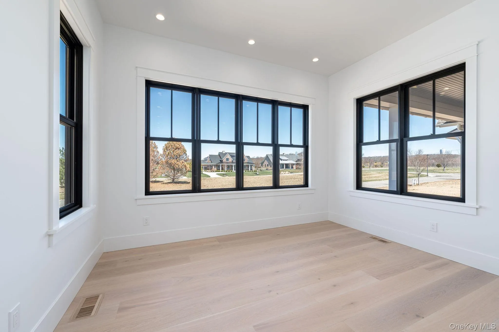 35 Club Drive, Riverhead, NY, 4 Bedrooms Bedrooms, 9 Rooms Rooms,3 BathroomsBathrooms,Residential,For Rent,Club,0,977813 35 Club Drive, Riverhead, NY, 4 Bedrooms Bedrooms, 9 Rooms Rooms,3 BathroomsBathrooms,Residential,For Rent,Club,0,977813