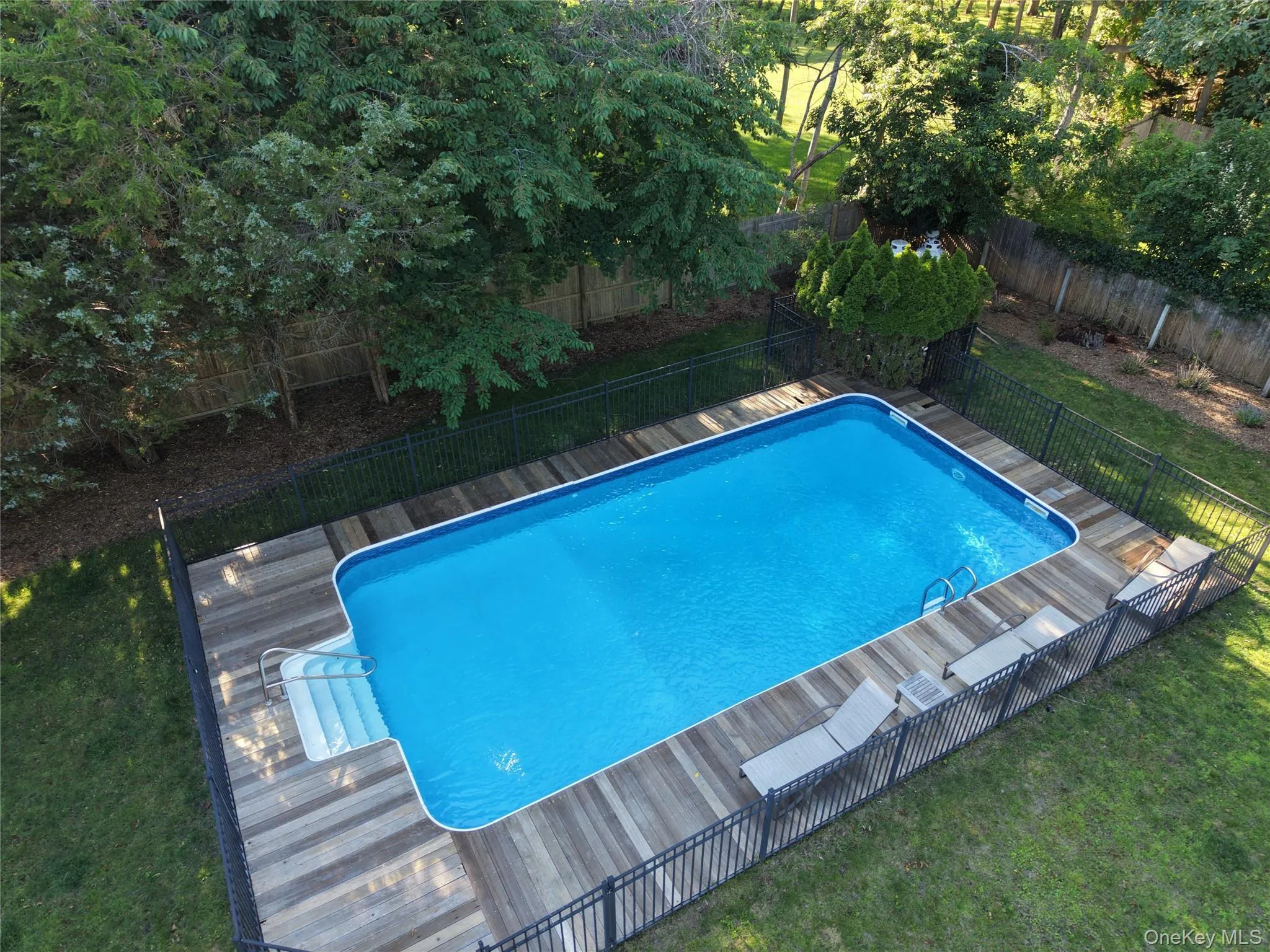 35 Maple Street, Southampton, NY, 3 Bedrooms Bedrooms, 7 Rooms Rooms,2 BathroomsBathrooms,Residential Lease,For Rent,Maple,0,977819 35 Maple Street, Southampton, NY, 3 Bedrooms Bedrooms, 7 Rooms Rooms,2 BathroomsBathrooms,Residential Lease,For Rent,Maple,0,977819