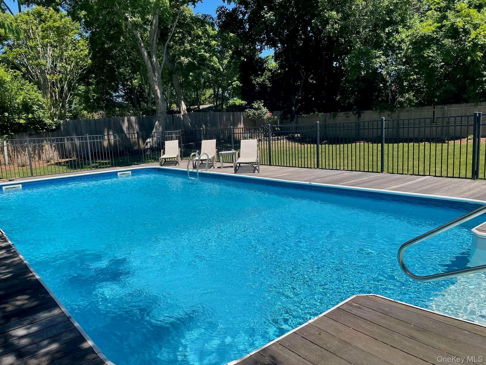 35 Maple Street, Southampton, NY, 3 Bedrooms Bedrooms, 7 Rooms Rooms,2 BathroomsBathrooms,Residential Lease,For Rent,Maple,0,977819 35 Maple Street, Southampton, NY, 3 Bedrooms Bedrooms, 7 Rooms Rooms,2 BathroomsBathrooms,Residential Lease,For Rent,Maple,0,977819