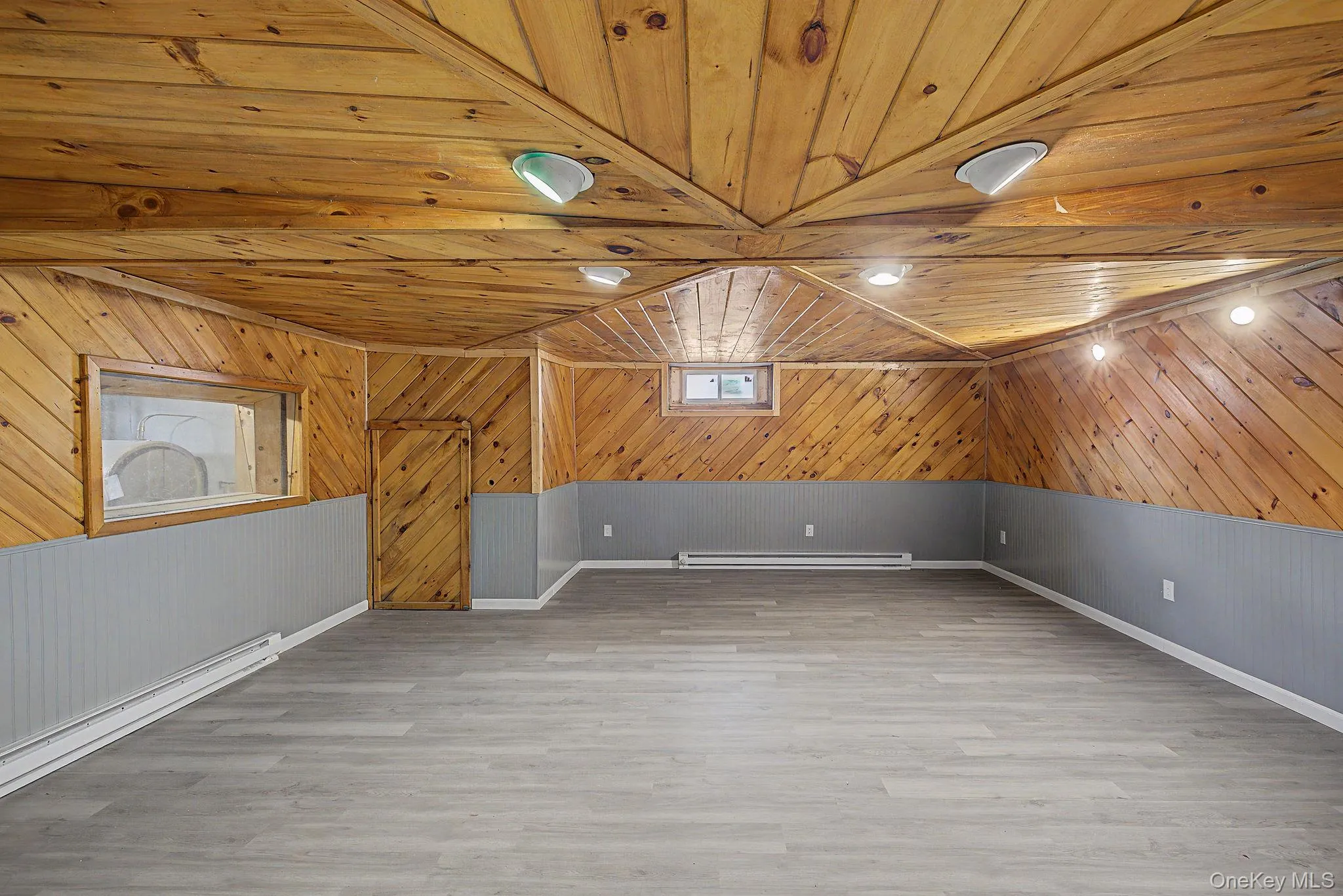 2585 Route 55, Beekman, NY, 2 Bedrooms Bedrooms, 7 Rooms Rooms,1 BathroomBathrooms,Residential Lease,For Rent,Route 55,0,977820 2585 Route 55, Beekman, NY, 2 Bedrooms Bedrooms, 7 Rooms Rooms,1 BathroomBathrooms,Residential Lease,For Rent,Route 55,0,977820