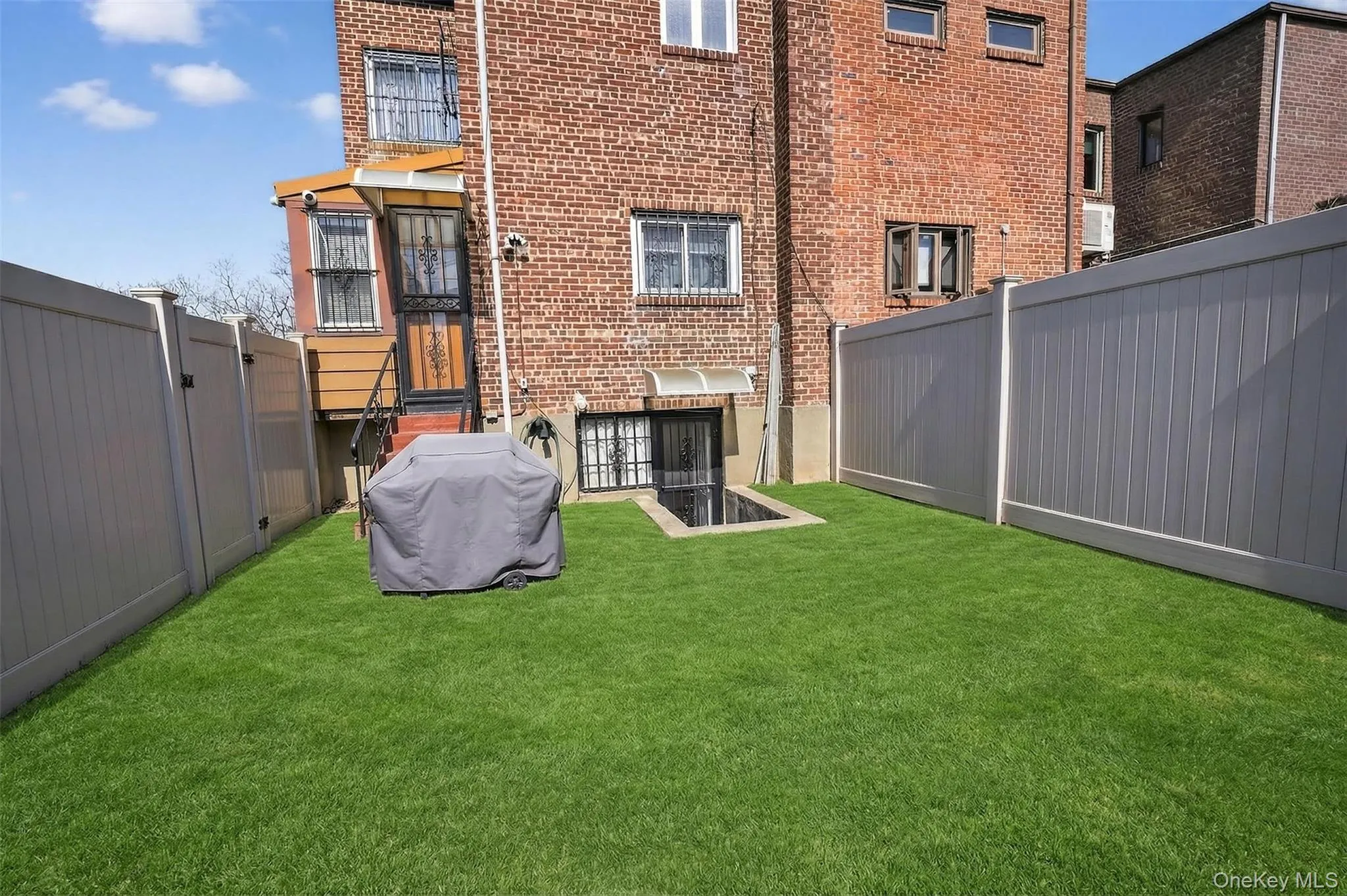85-12 65th Drive, New York, NY, 3 Bedrooms Bedrooms, 6 Rooms Rooms,2 BathroomsBathrooms,Residential,For Rent,65th,0,977829 85-12 65th Drive, New York, NY, 3 Bedrooms Bedrooms, 6 Rooms Rooms,2 BathroomsBathrooms,Residential,For Rent,65th,0,977829