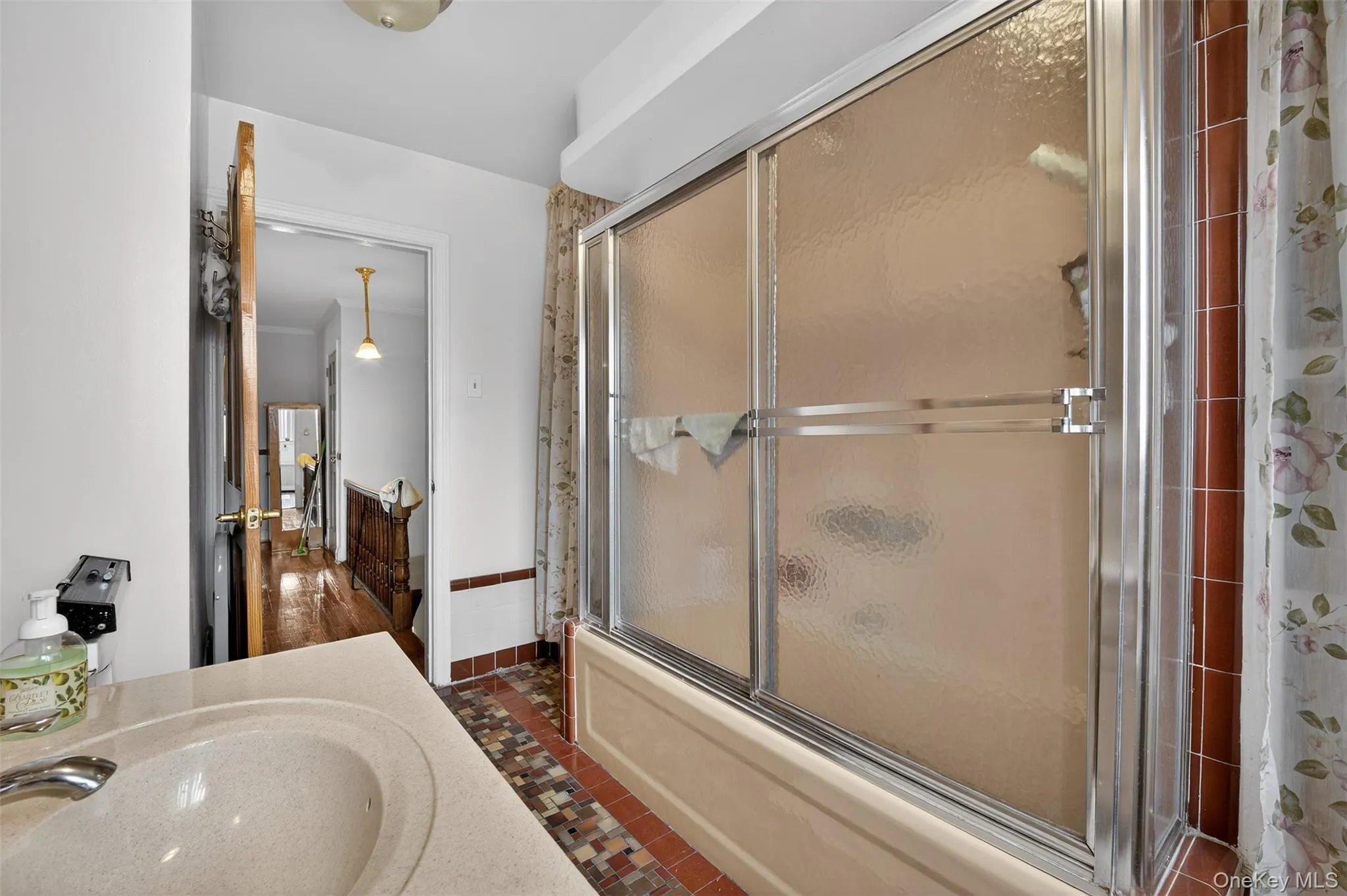 85-12 65th Drive, New York, NY, 3 Bedrooms Bedrooms, 6 Rooms Rooms,2 BathroomsBathrooms,Residential,For Rent,65th,0,977829 85-12 65th Drive, New York, NY, 3 Bedrooms Bedrooms, 6 Rooms Rooms,2 BathroomsBathrooms,Residential,For Rent,65th,0,977829