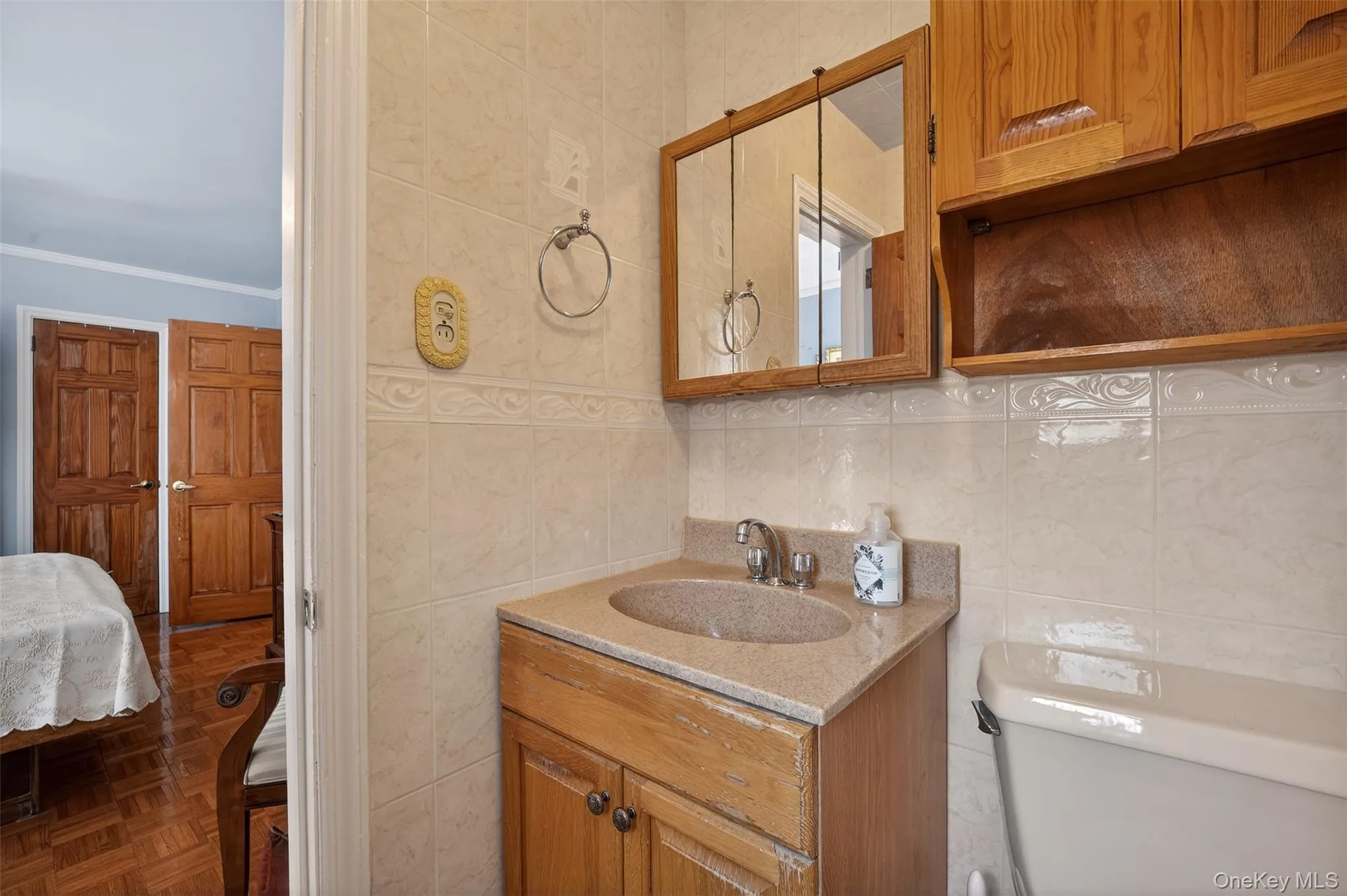 85-12 65th Drive, New York, NY, 3 Bedrooms Bedrooms, 6 Rooms Rooms,2 BathroomsBathrooms,Residential,For Rent,65th,0,977829 85-12 65th Drive, New York, NY, 3 Bedrooms Bedrooms, 6 Rooms Rooms,2 BathroomsBathrooms,Residential,For Rent,65th,0,977829