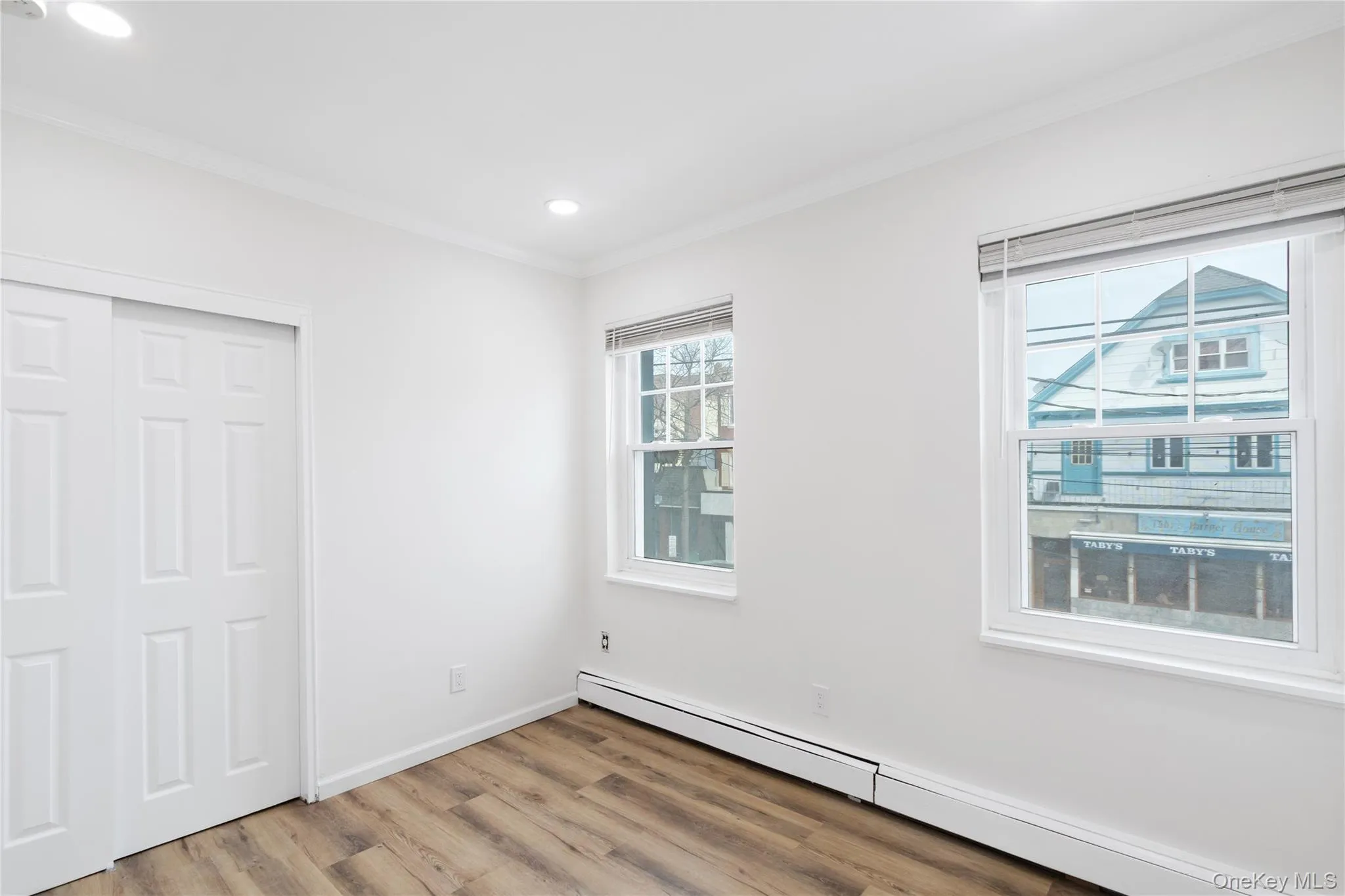 21-29 Audrey Avenue, Oyster Bay, NY, 1 Bedroom Bedrooms, 3 Rooms Rooms,1 BathroomBathrooms,Residential Lease,For Rent,Audrey,0,977837 21-29 Audrey Avenue, Oyster Bay, NY, 1 Bedroom Bedrooms, 3 Rooms Rooms,1 BathroomBathrooms,Residential Lease,For Rent,Audrey,0,977837