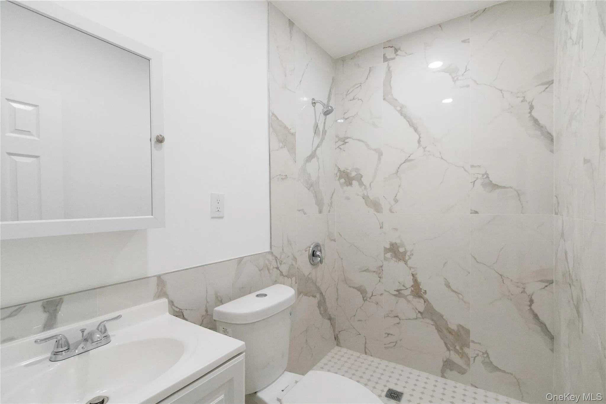 21-29 Audrey Avenue, Oyster Bay, NY, 1 Bedroom Bedrooms, 3 Rooms Rooms,1 BathroomBathrooms,Residential Lease,For Rent,Audrey,0,977837 21-29 Audrey Avenue, Oyster Bay, NY, 1 Bedroom Bedrooms, 3 Rooms Rooms,1 BathroomBathrooms,Residential Lease,For Rent,Audrey,0,977837