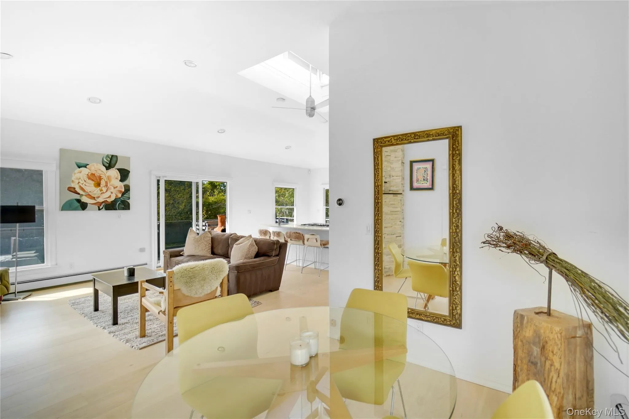 2nd story living and dining room