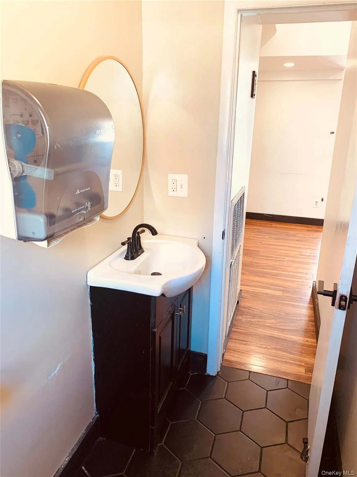 172 Boston Post Road, Rye Town, NY, ,Commercial Lease,For Rent,Boston Post,0,977879 172 Boston Post Road, Rye Town, NY, ,Commercial Lease,For Rent,Boston Post,0,977879