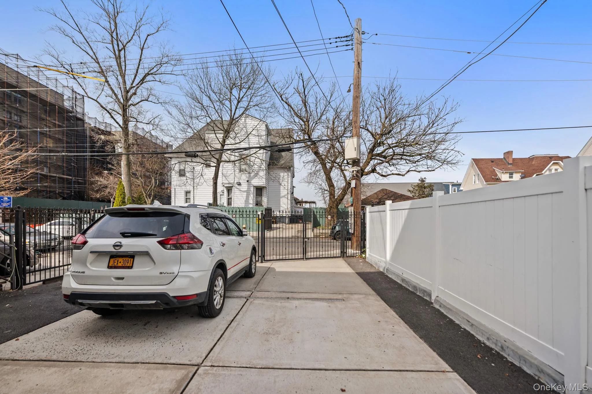 4828 Barnes Avenue, New York, NY, 3 Bedrooms Bedrooms, 6 Rooms Rooms,1 BathroomBathrooms,Residential Lease,For Rent,Barnes,0,977880 4828 Barnes Avenue, New York, NY, 3 Bedrooms Bedrooms, 6 Rooms Rooms,1 BathroomBathrooms,Residential Lease,For Rent,Barnes,0,977880