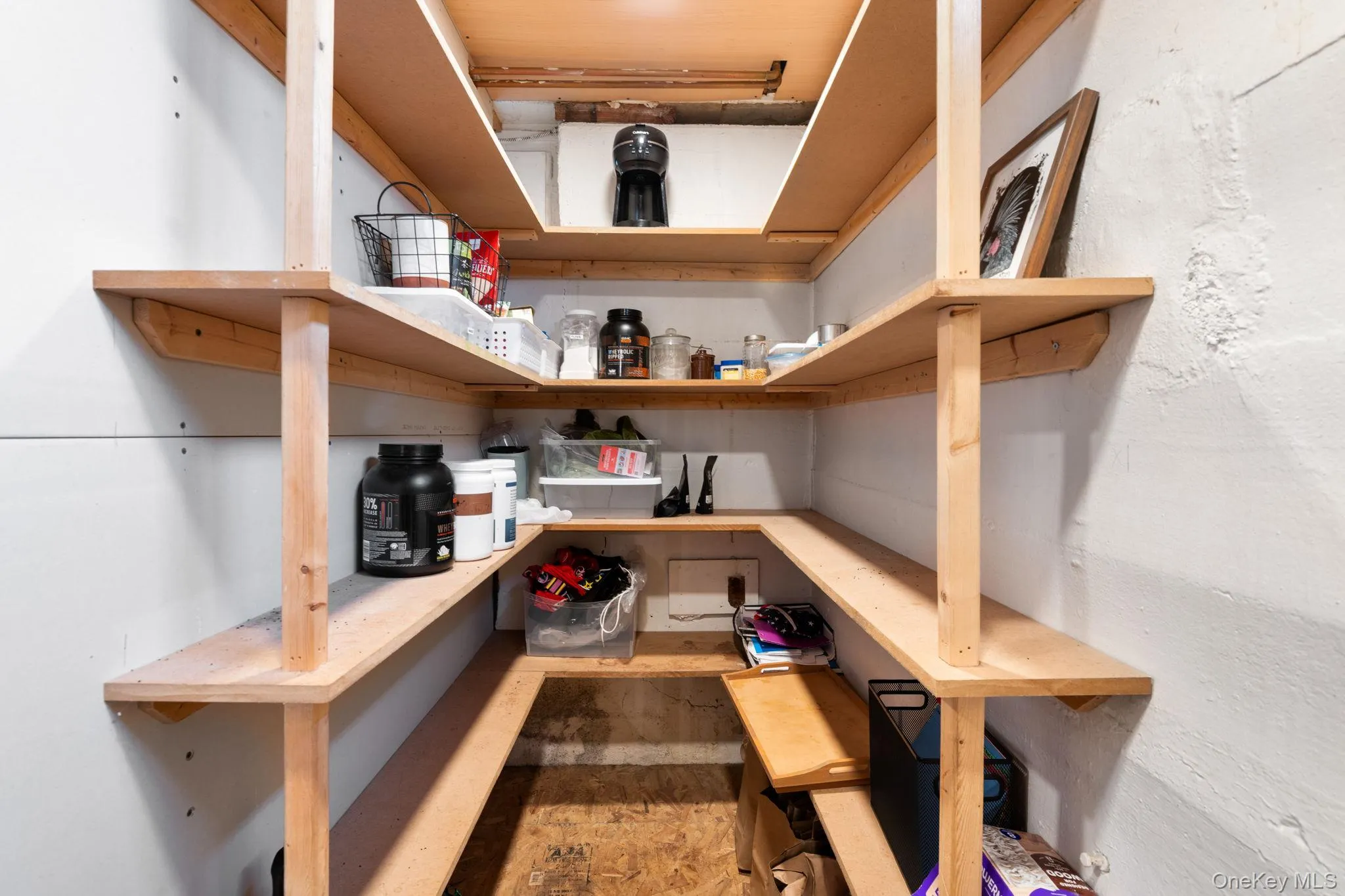 Walk-in pantry. Walk-in pantry.