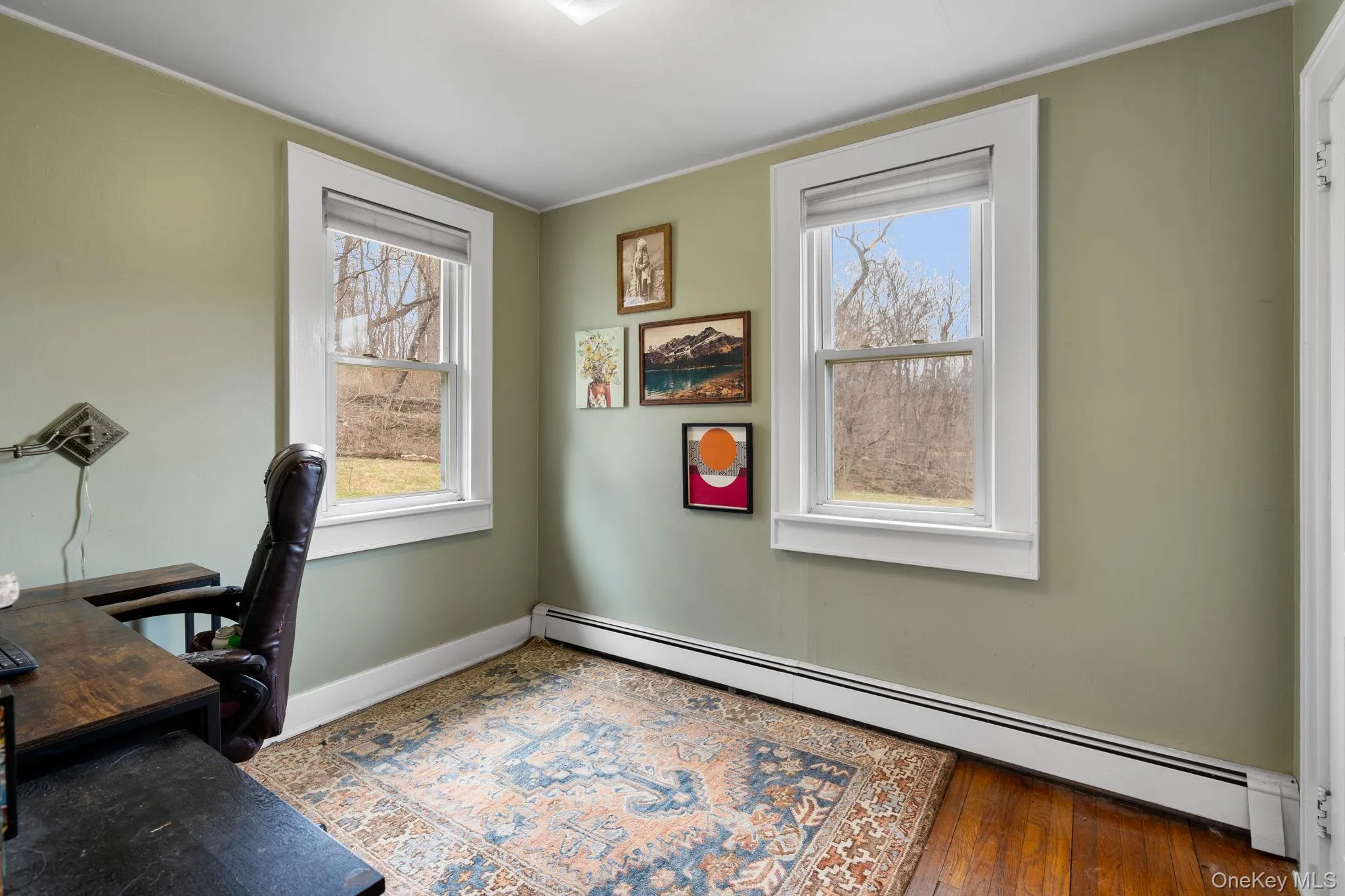 Guest bedroom. Guest bedroom.