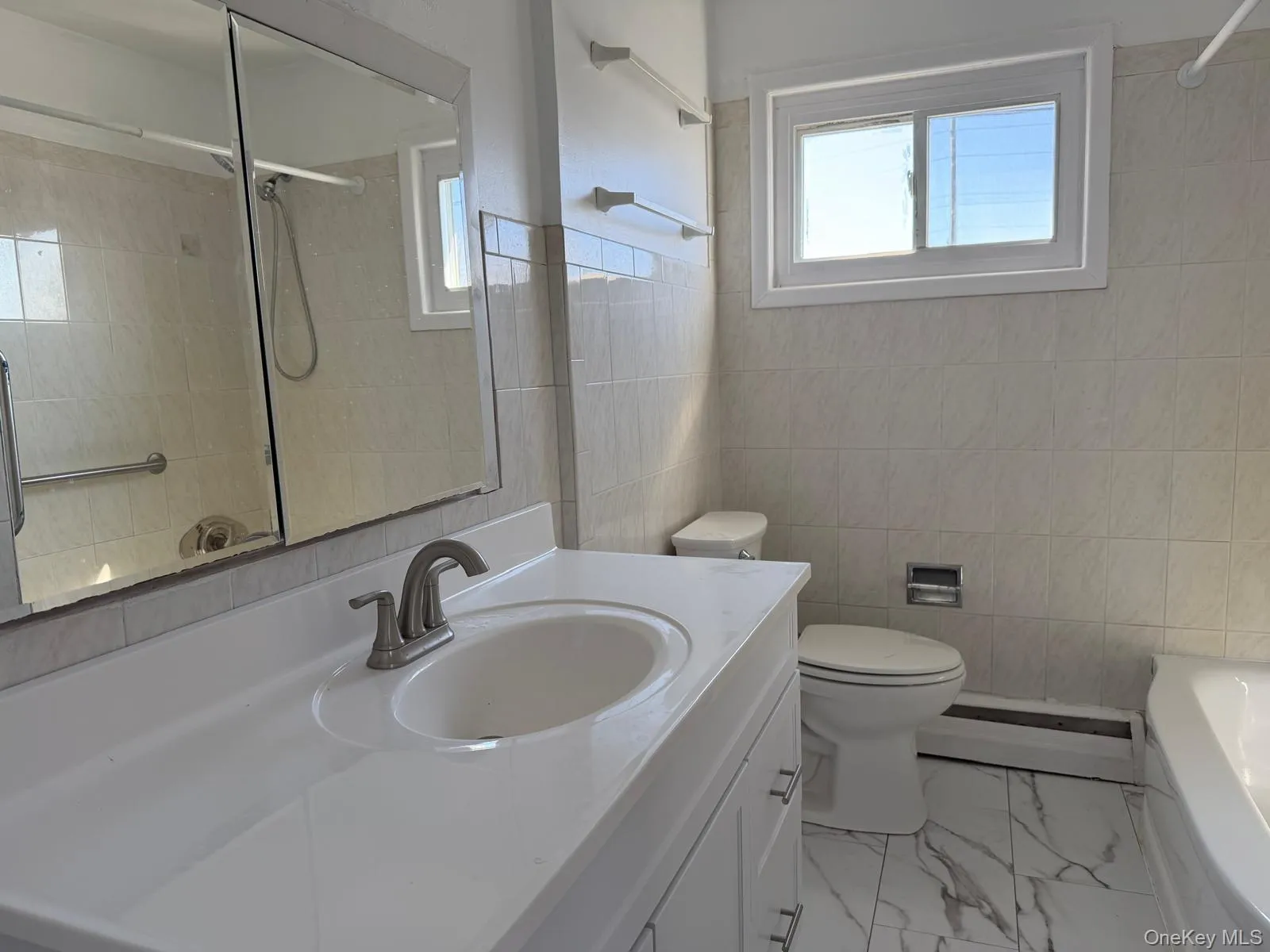 1 Munro Blvd Boulevard, Hempstead, NY, 3 Bedrooms Bedrooms, 5 Rooms Rooms,1 BathroomBathrooms,Residential Lease,For Rent,Munro Blvd,0,977909 1 Munro Blvd Boulevard, Hempstead, NY, 3 Bedrooms Bedrooms, 5 Rooms Rooms,1 BathroomBathrooms,Residential Lease,For Rent,Munro Blvd,0,977909