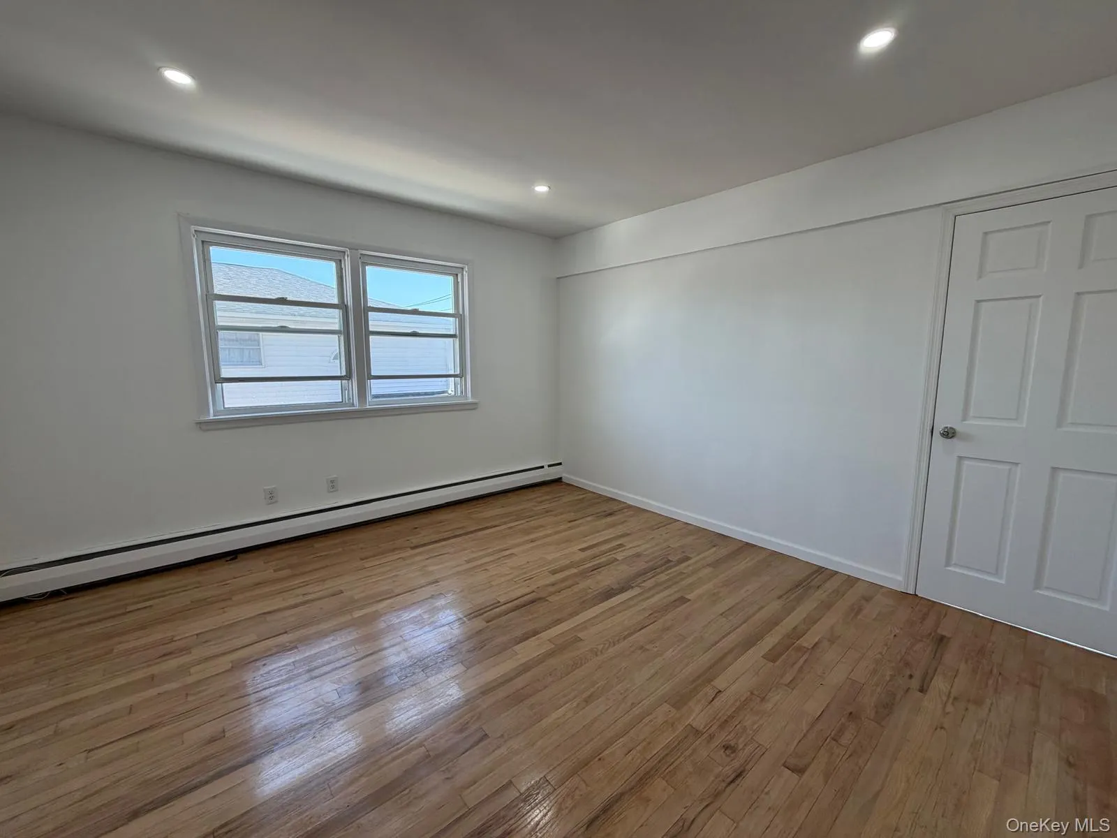 1 Munro Blvd Boulevard, Hempstead, NY, 3 Bedrooms Bedrooms, 5 Rooms Rooms,1 BathroomBathrooms,Residential Lease,For Rent,Munro Blvd,0,977909 1 Munro Blvd Boulevard, Hempstead, NY, 3 Bedrooms Bedrooms, 5 Rooms Rooms,1 BathroomBathrooms,Residential Lease,For Rent,Munro Blvd,0,977909