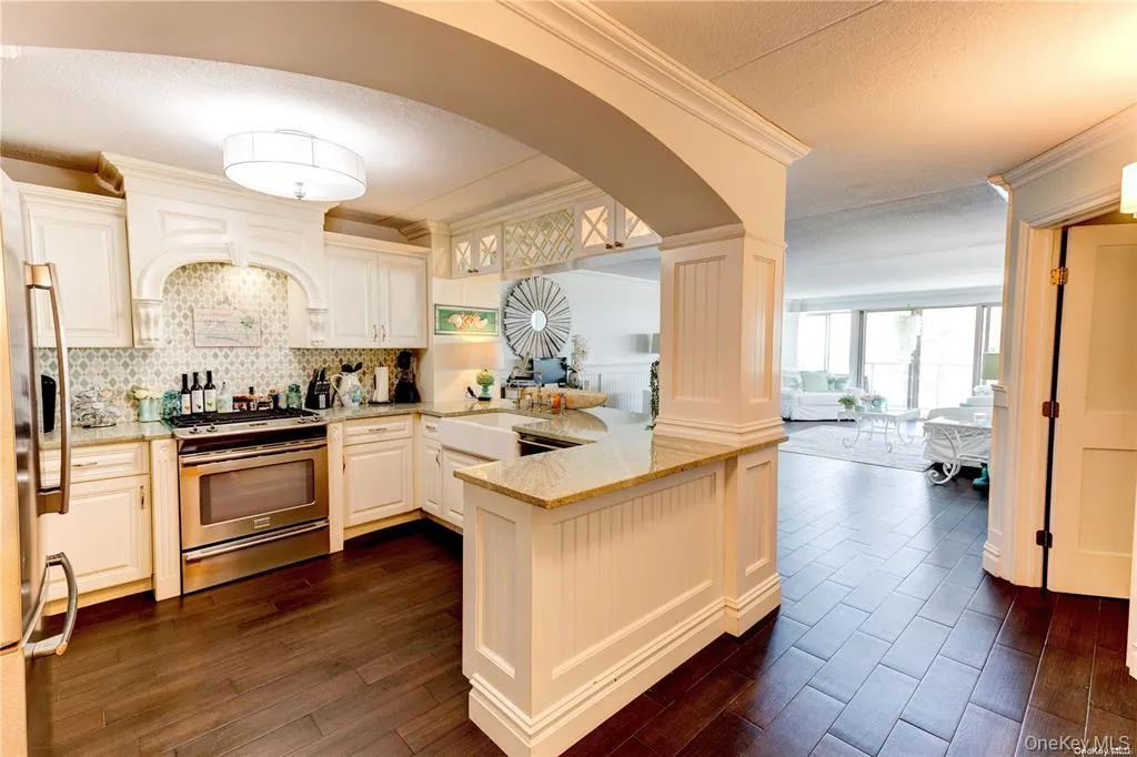 170 Broadway, Long Beach, NY, 1 Bedroom Bedrooms, 3 Rooms Rooms,1 BathroomBathrooms,Residential Lease,For Rent,Broadway,0,977936 170 Broadway, Long Beach, NY, 1 Bedroom Bedrooms, 3 Rooms Rooms,1 BathroomBathrooms,Residential Lease,For Rent,Broadway,0,977936