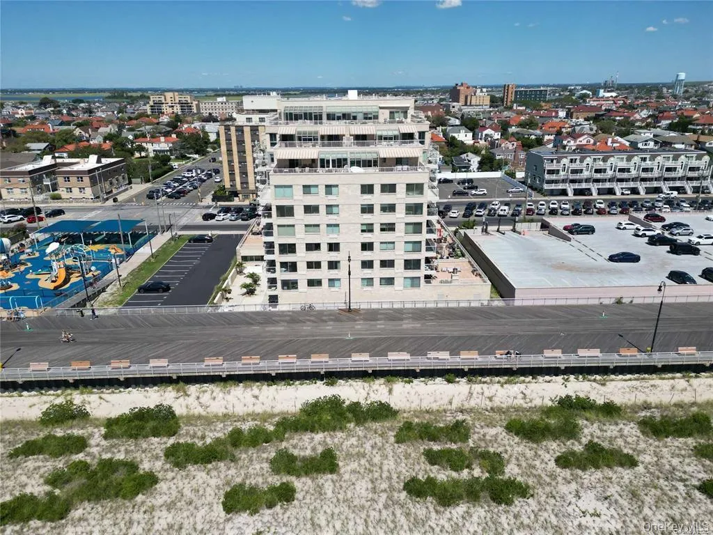 170 Broadway, Long Beach, NY, 1 Bedroom Bedrooms, 3 Rooms Rooms,1 BathroomBathrooms,Residential Lease,For Rent,Broadway,0,977936 170 Broadway, Long Beach, NY, 1 Bedroom Bedrooms, 3 Rooms Rooms,1 BathroomBathrooms,Residential Lease,For Rent,Broadway,0,977936