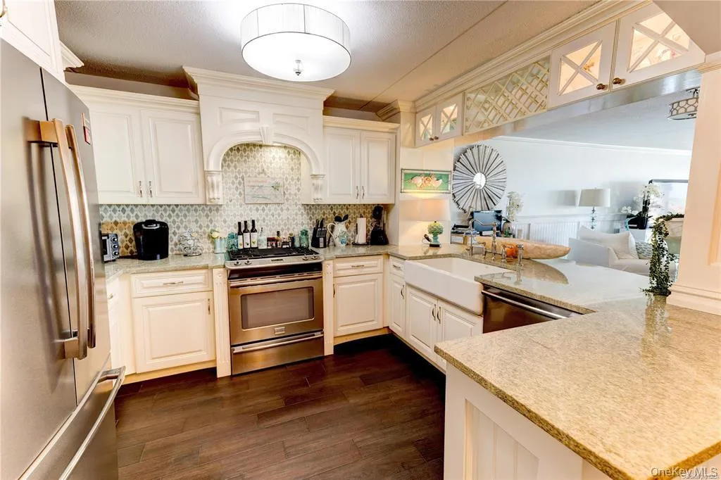 170 Broadway, Long Beach, NY, 1 Bedroom Bedrooms, 3 Rooms Rooms,1 BathroomBathrooms,Residential Lease,For Rent,Broadway,0,977936 170 Broadway, Long Beach, NY, 1 Bedroom Bedrooms, 3 Rooms Rooms,1 BathroomBathrooms,Residential Lease,For Rent,Broadway,0,977936