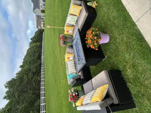 191 Belmont Circle, Brookhaven, NY, 3 Bedrooms Bedrooms, 7 Rooms Rooms,2 BathroomsBathrooms,Residential,For Rent,Belmont,0,KEY977952 191 Belmont Circle, Brookhaven, NY, 3 Bedrooms Bedrooms, 7 Rooms Rooms,2 BathroomsBathrooms,Residential,For Rent,Belmont,0,KEY977952