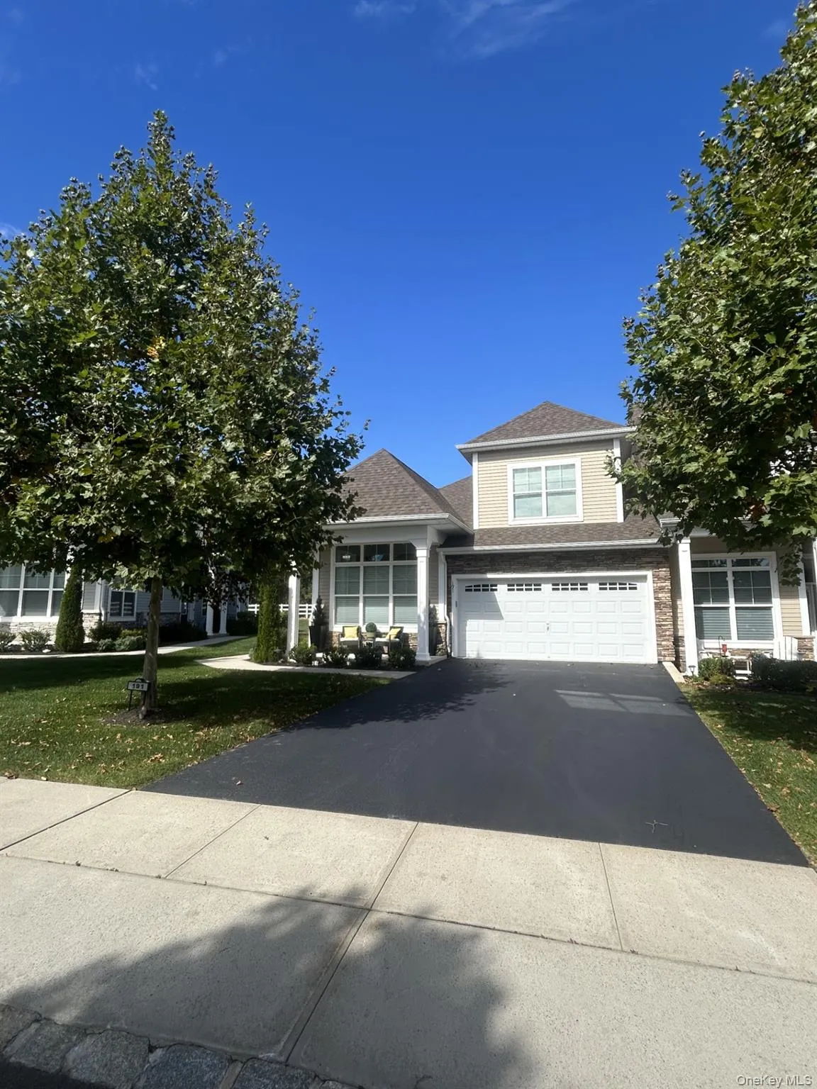 191 Belmont Circle, Brookhaven, NY, 3 Bedrooms Bedrooms, 7 Rooms Rooms,2 BathroomsBathrooms,Residential,For Rent,Belmont,0,977952 191 Belmont Circle, Brookhaven, NY, 3 Bedrooms Bedrooms, 7 Rooms Rooms,2 BathroomsBathrooms,Residential,For Rent,Belmont,0,977952