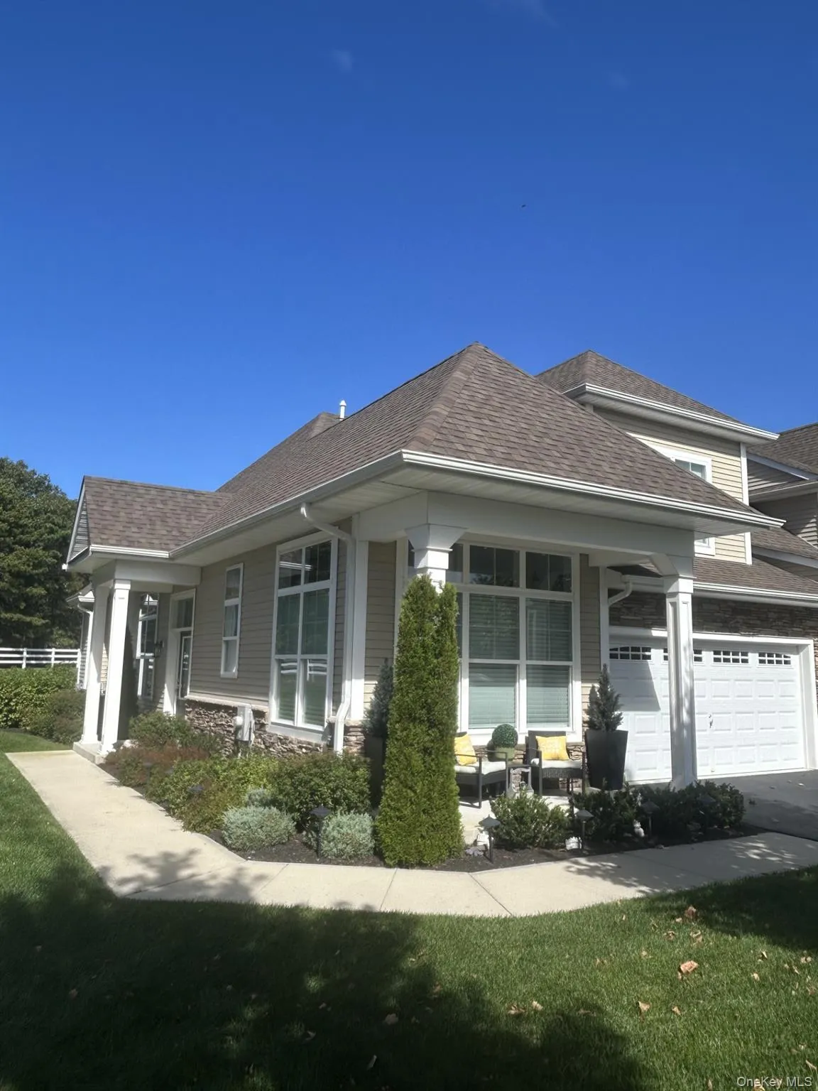 191 Belmont Circle, Brookhaven, NY, 3 Bedrooms Bedrooms, 7 Rooms Rooms,2 BathroomsBathrooms,Residential,For Rent,Belmont,0,977952 191 Belmont Circle, Brookhaven, NY, 3 Bedrooms Bedrooms, 7 Rooms Rooms,2 BathroomsBathrooms,Residential,For Rent,Belmont,0,977952