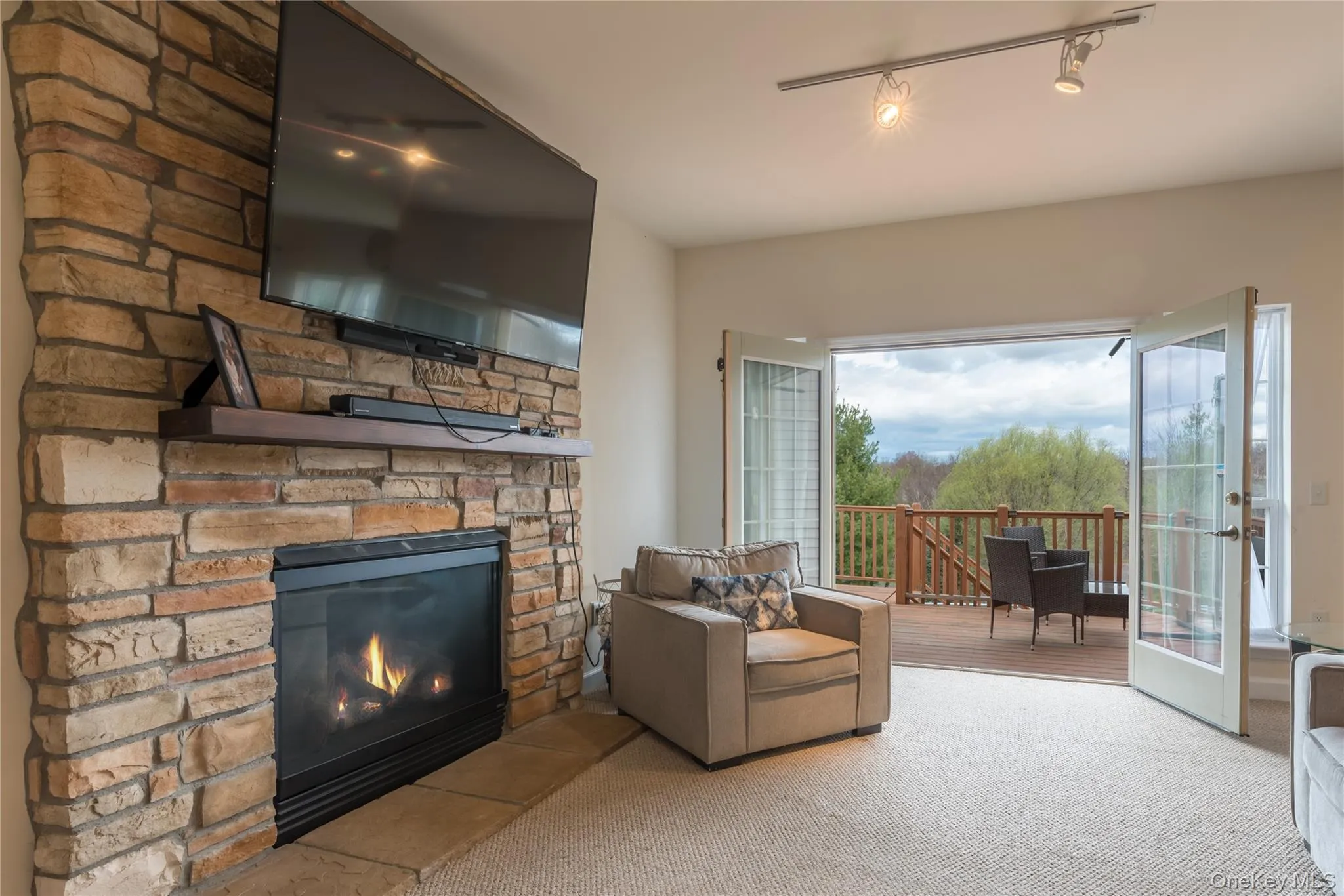 8 White Birch Way, Fishkill, NY, 3 Bedrooms Bedrooms, 11 Rooms Rooms,3 BathroomsBathrooms,Residential,For Rent,White Birch,0,977954 8 White Birch Way, Fishkill, NY, 3 Bedrooms Bedrooms, 11 Rooms Rooms,3 BathroomsBathrooms,Residential,For Rent,White Birch,0,977954