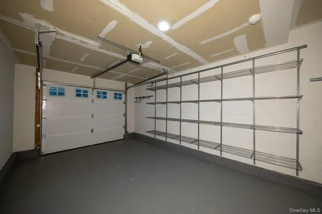 40 Neal, Brookhaven, NY, 1 Bedroom Bedrooms, 5 Rooms Rooms,2 BathroomsBathrooms,Residential Lease,For Rent,Neal,0,977968 40 Neal, Brookhaven, NY, 1 Bedroom Bedrooms, 5 Rooms Rooms,2 BathroomsBathrooms,Residential Lease,For Rent,Neal,0,977968