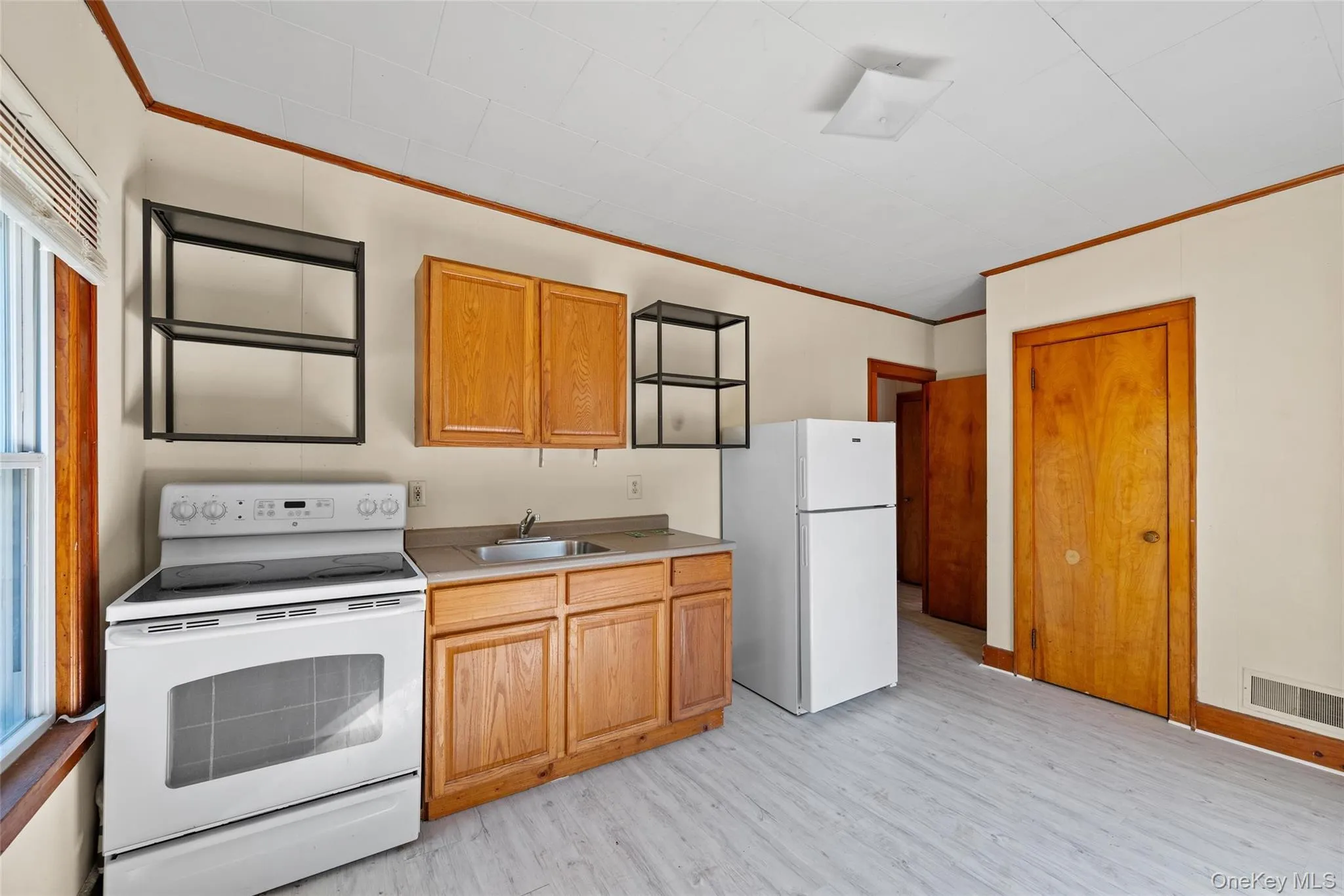443 Sackett Lake Road, Thompson, NY, 1 Bedroom Bedrooms, 3 Rooms Rooms,1 BathroomBathrooms,Residential Lease,For Rent,Sackett Lake,0,977972 443 Sackett Lake Road, Thompson, NY, 1 Bedroom Bedrooms, 3 Rooms Rooms,1 BathroomBathrooms,Residential Lease,For Rent,Sackett Lake,0,977972