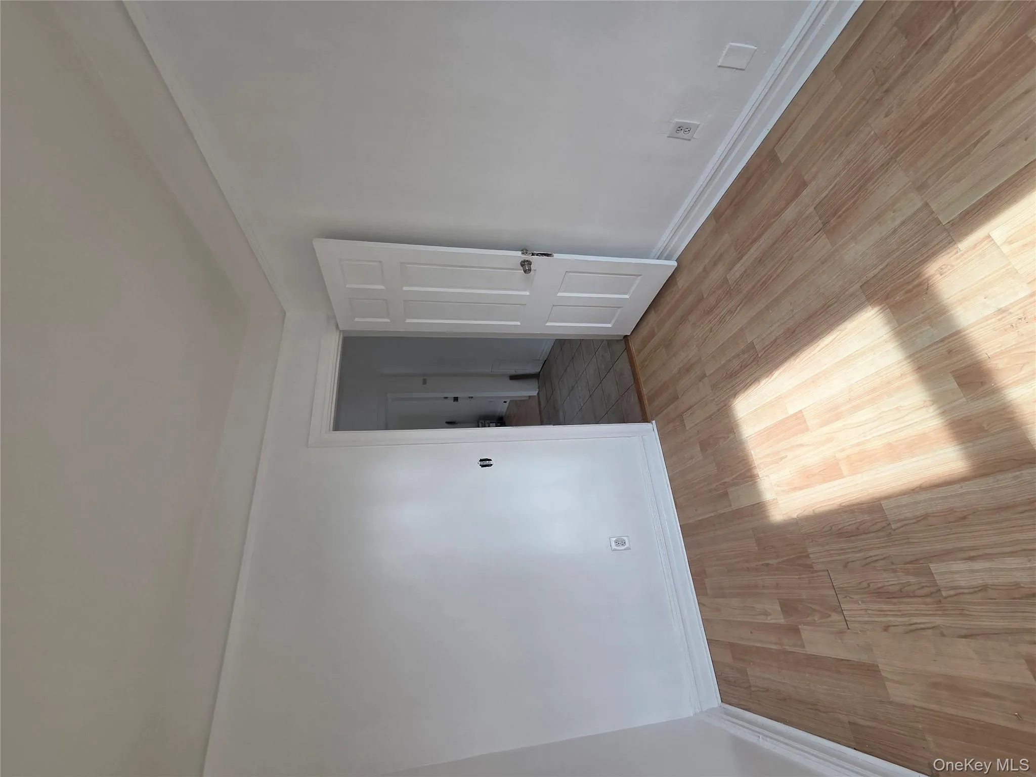 3561 Ropes Avenue, New York, NY, 3 Bedrooms Bedrooms, 5 Rooms Rooms,1 BathroomBathrooms,Residential Lease,For Rent,Ropes,0,977994 3561 Ropes Avenue, New York, NY, 3 Bedrooms Bedrooms, 5 Rooms Rooms,1 BathroomBathrooms,Residential Lease,For Rent,Ropes,0,977994
