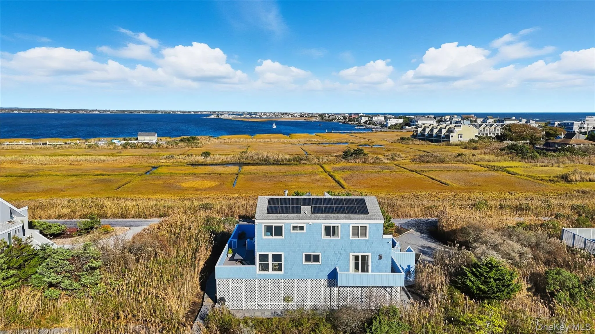 556 Dune Road, Southampton, NY, 4 Bedrooms Bedrooms, 7 Rooms Rooms,3 BathroomsBathrooms,Residential,For Rent,Dune,0,978009 556 Dune Road, Southampton, NY, 4 Bedrooms Bedrooms, 7 Rooms Rooms,3 BathroomsBathrooms,Residential,For Rent,Dune,0,978009