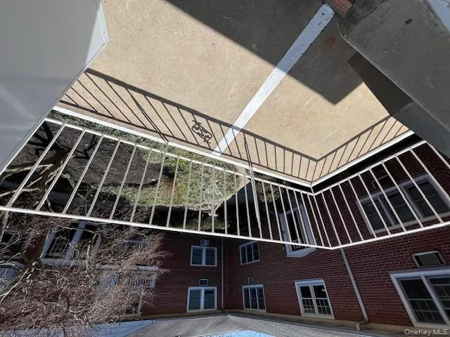 100 Manhasset Avenue, North Hempstead, NY, 2 Bedrooms Bedrooms, 4 Rooms Rooms,1 BathroomBathrooms,Residential Lease,For Rent,Manhasset,0,978010 100 Manhasset Avenue, North Hempstead, NY, 2 Bedrooms Bedrooms, 4 Rooms Rooms,1 BathroomBathrooms,Residential Lease,For Rent,Manhasset,0,978010