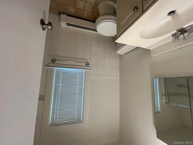 100 Manhasset Avenue, North Hempstead, NY, 2 Bedrooms Bedrooms, 4 Rooms Rooms,1 BathroomBathrooms,Residential Lease,For Rent,Manhasset,0,978010 100 Manhasset Avenue, North Hempstead, NY, 2 Bedrooms Bedrooms, 4 Rooms Rooms,1 BathroomBathrooms,Residential Lease,For Rent,Manhasset,0,978010