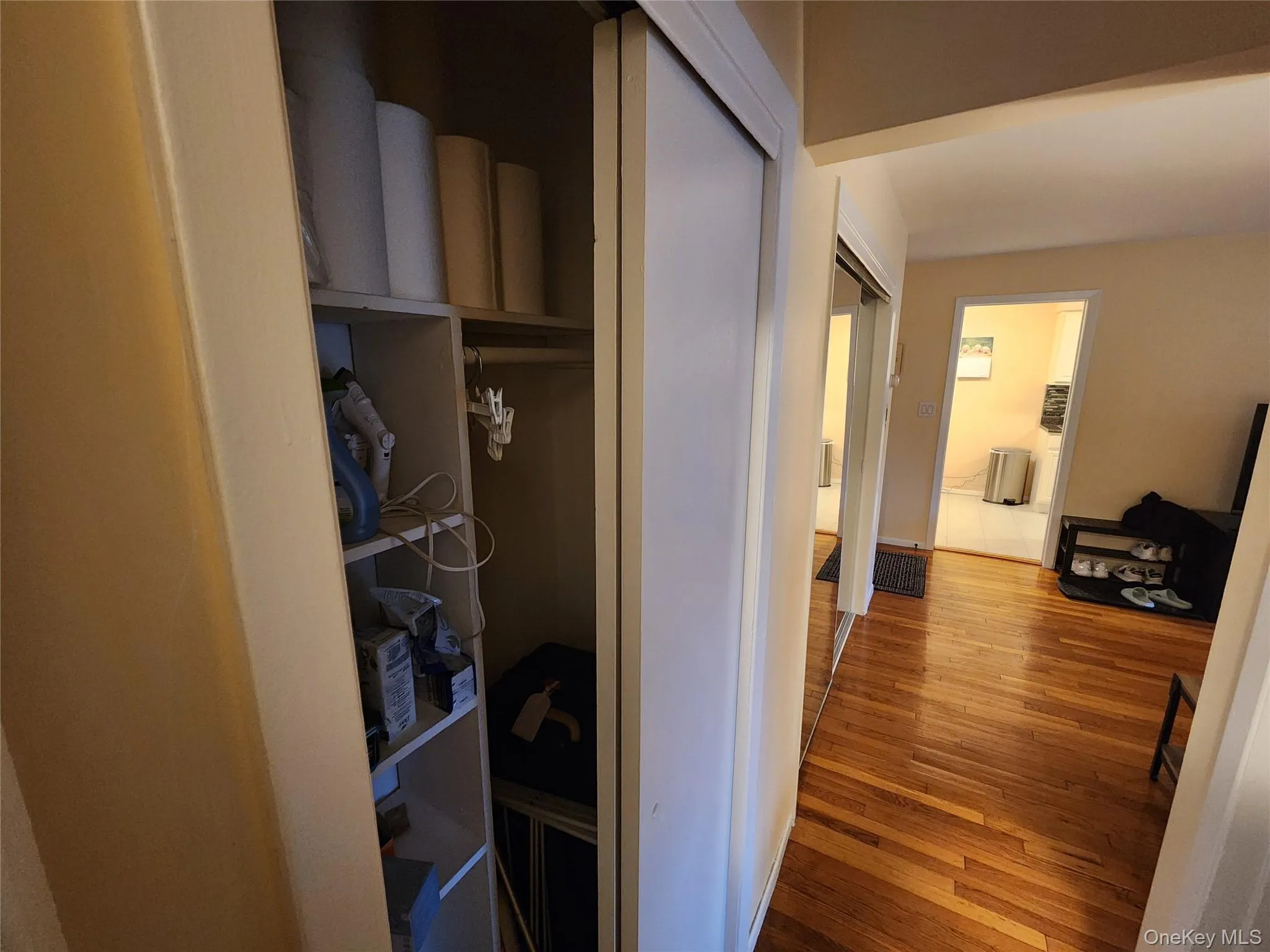 6 Charles Lane, Haverstraw, NY, 1 Bedroom Bedrooms, 5 Rooms Rooms,1 BathroomBathrooms,Residential Lease,For Rent,Charles,0,978013 6 Charles Lane, Haverstraw, NY, 1 Bedroom Bedrooms, 5 Rooms Rooms,1 BathroomBathrooms,Residential Lease,For Rent,Charles,0,978013