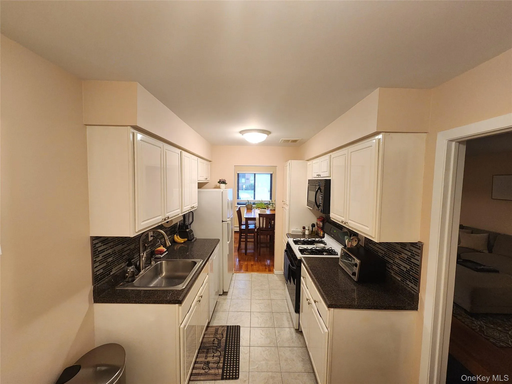 6 Charles Lane, Haverstraw, NY, 1 Bedroom Bedrooms, 5 Rooms Rooms,1 BathroomBathrooms,Residential Lease,For Rent,Charles,0,978013 6 Charles Lane, Haverstraw, NY, 1 Bedroom Bedrooms, 5 Rooms Rooms,1 BathroomBathrooms,Residential Lease,For Rent,Charles,0,978013