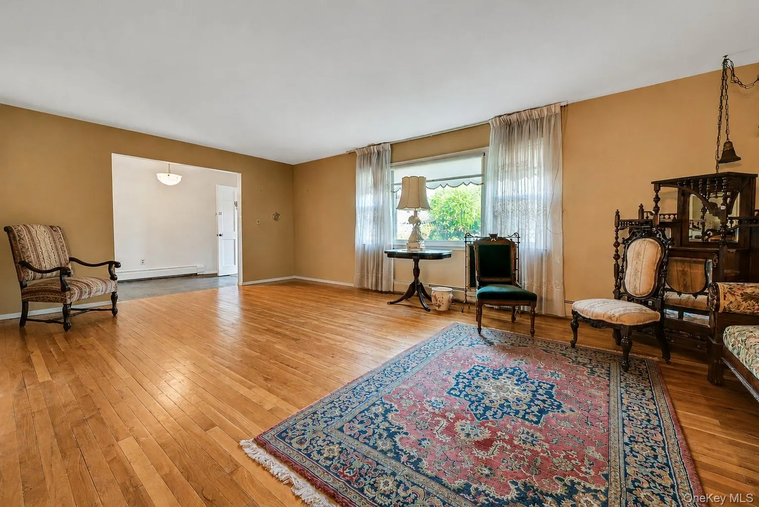 5 Catawba Drive, Clarkstown, NY, 4 Bedrooms Bedrooms, 12 Rooms Rooms,2 BathroomsBathrooms,Residential Sale,For Rent,Catawba,0,978021 5 Catawba Drive, Clarkstown, NY, 4 Bedrooms Bedrooms, 12 Rooms Rooms,2 BathroomsBathrooms,Residential Sale,For Rent,Catawba,0,978021