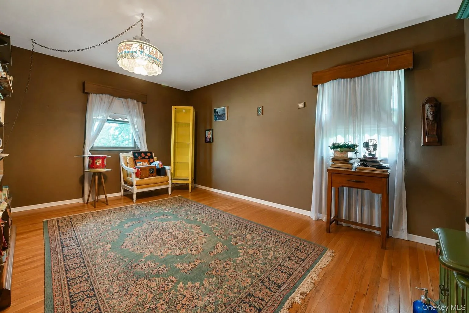 5 Catawba Drive, Clarkstown, NY, 4 Bedrooms Bedrooms, 12 Rooms Rooms,2 BathroomsBathrooms,Residential Sale,For Rent,Catawba,0,978021 5 Catawba Drive, Clarkstown, NY, 4 Bedrooms Bedrooms, 12 Rooms Rooms,2 BathroomsBathrooms,Residential Sale,For Rent,Catawba,0,978021
